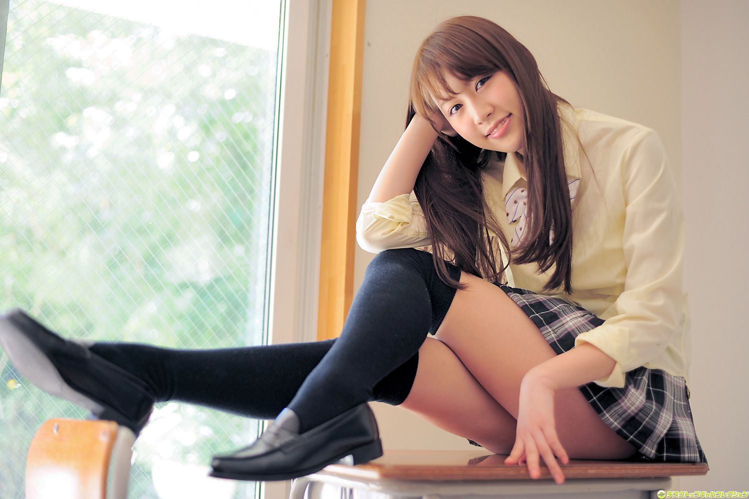 [DGC] NO.976 Natsuko Tanaka 田中奈津子 制服美少女天国