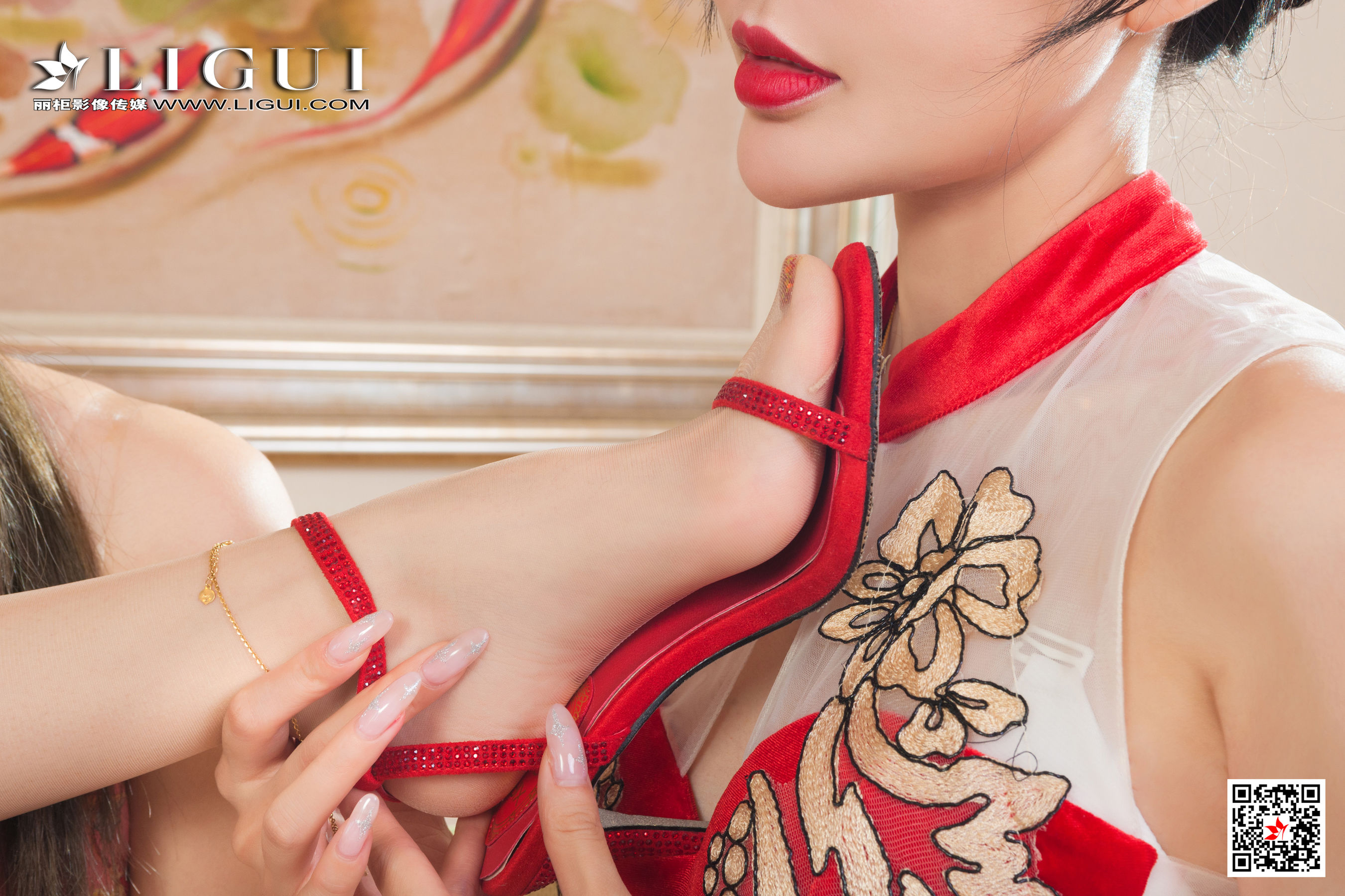 [丽柜Ligui] 网络丽人 Model 兔子&凉儿&钟情