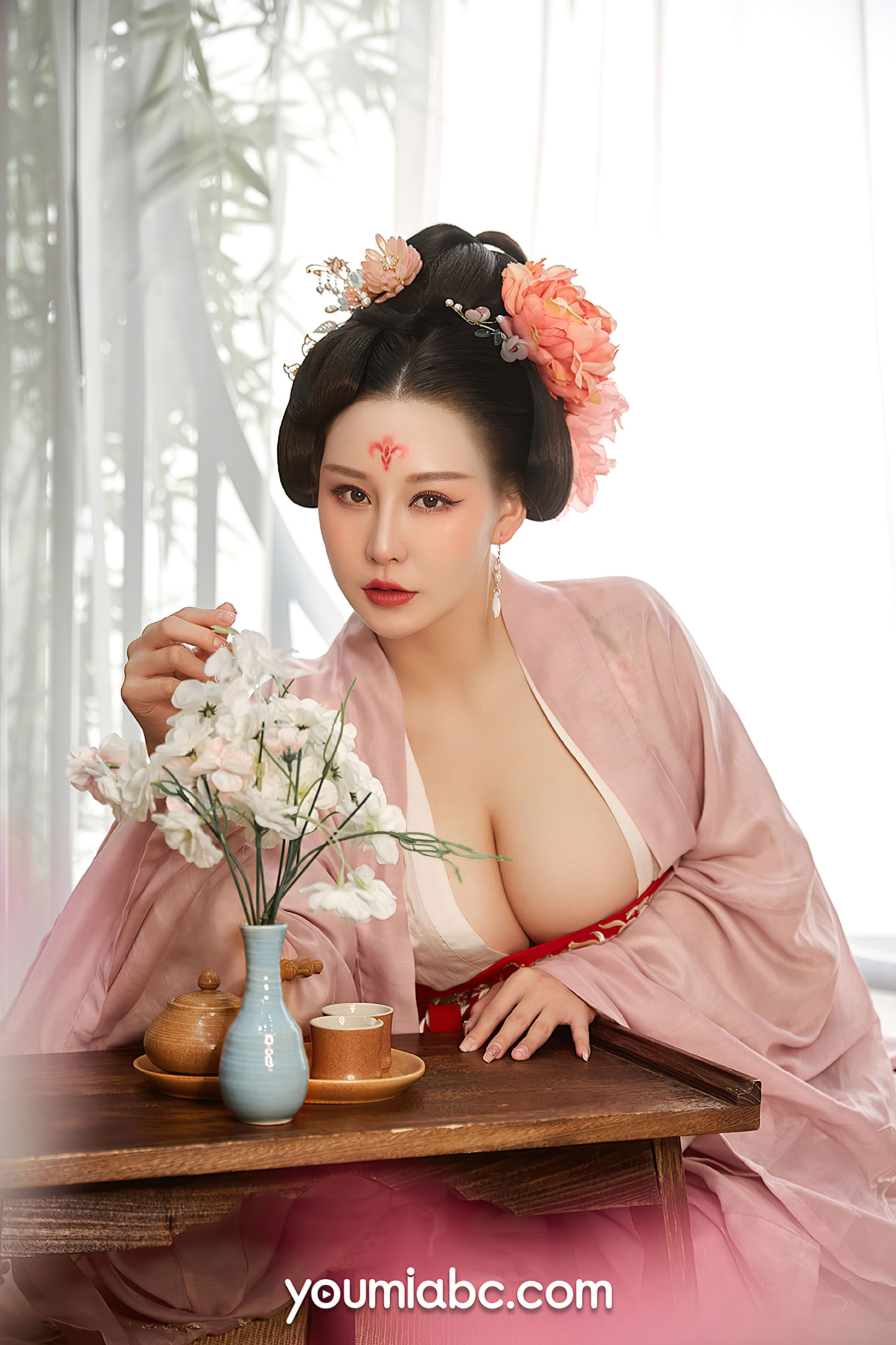 [尤蜜YouMiabc]  费若拉 宫廷仕女图