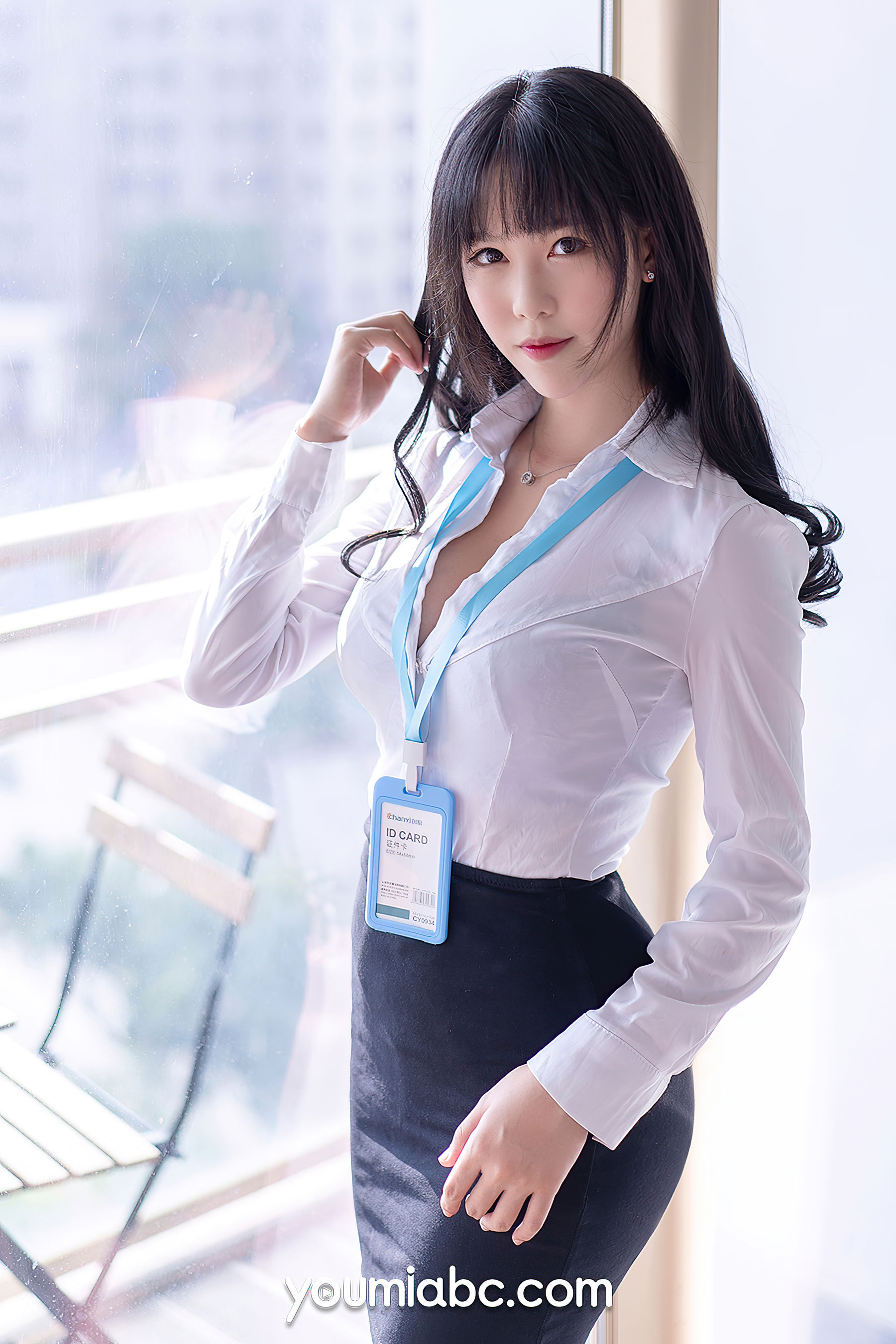 [尤蜜YouMiabc]  抖娘利世 OL白领第二弹