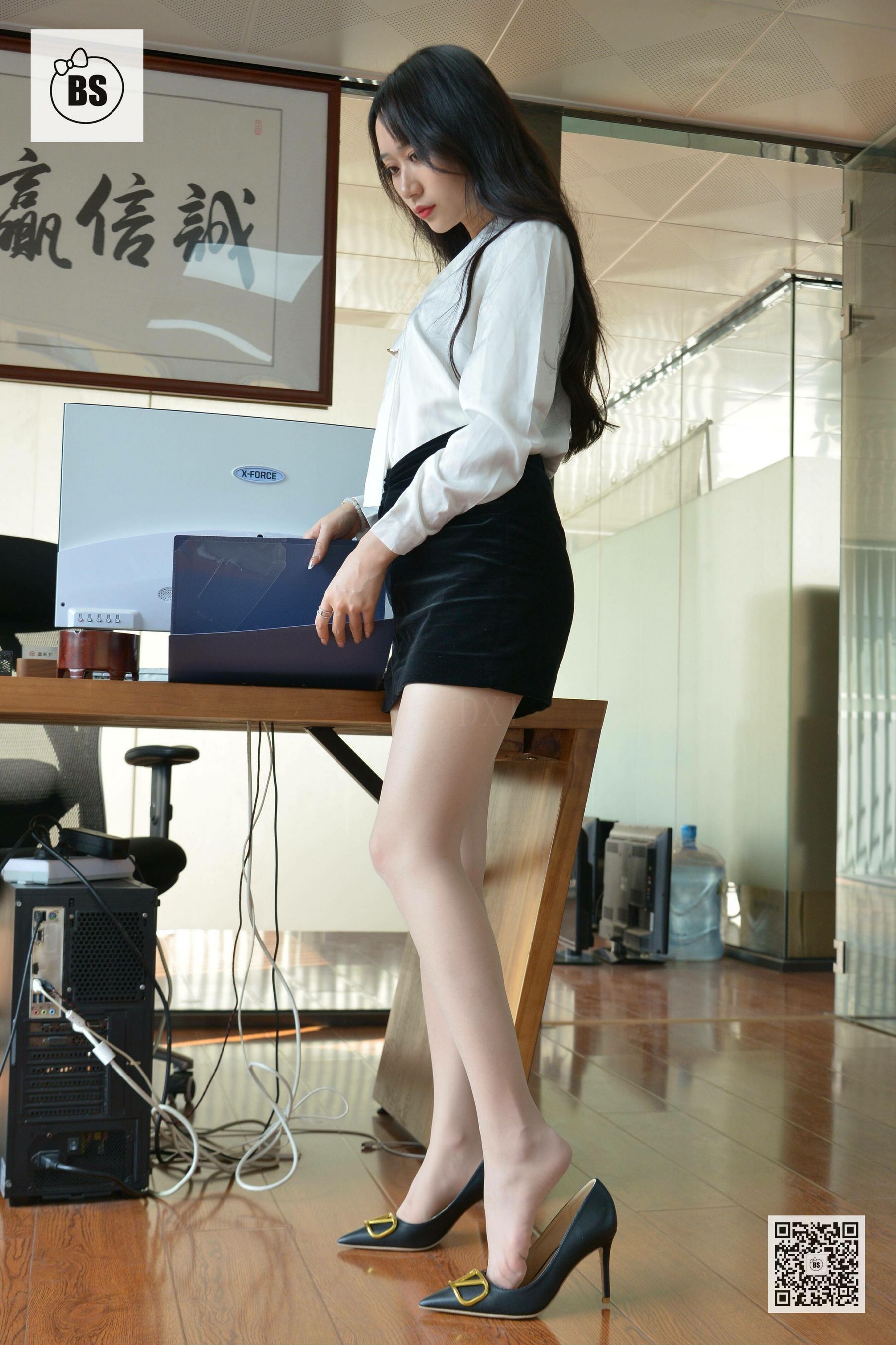 [我丝你想] MX011 美西 新来的女助理1
