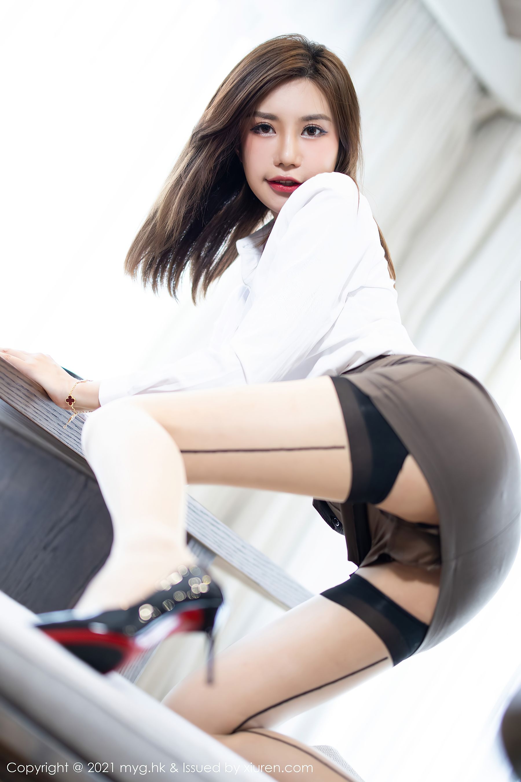 [美媛馆MyGirl] Vol.570 绮里嘉Carina