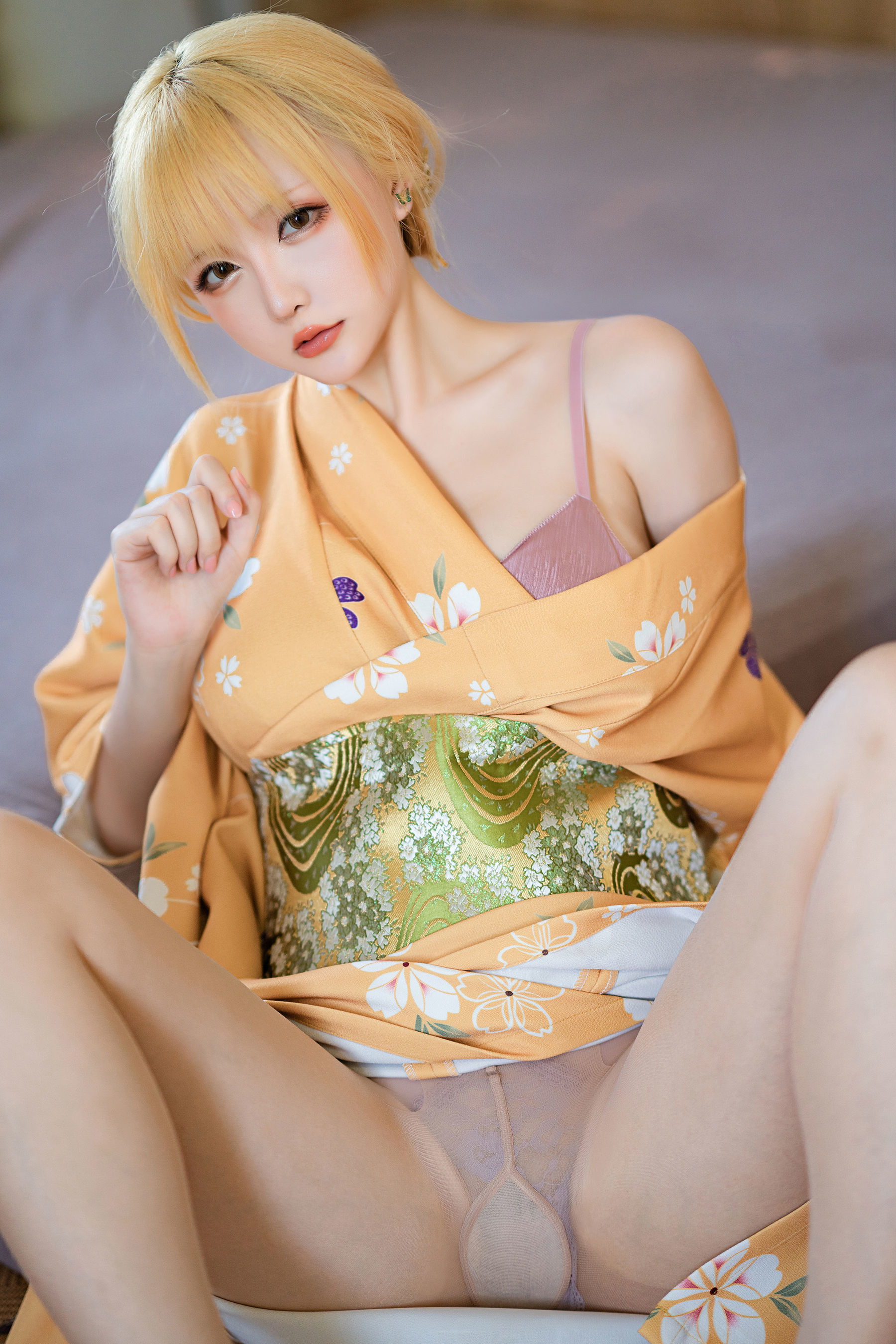 [网红COSER写真] Coser小姐姐星之迟迟 - 每日晴天