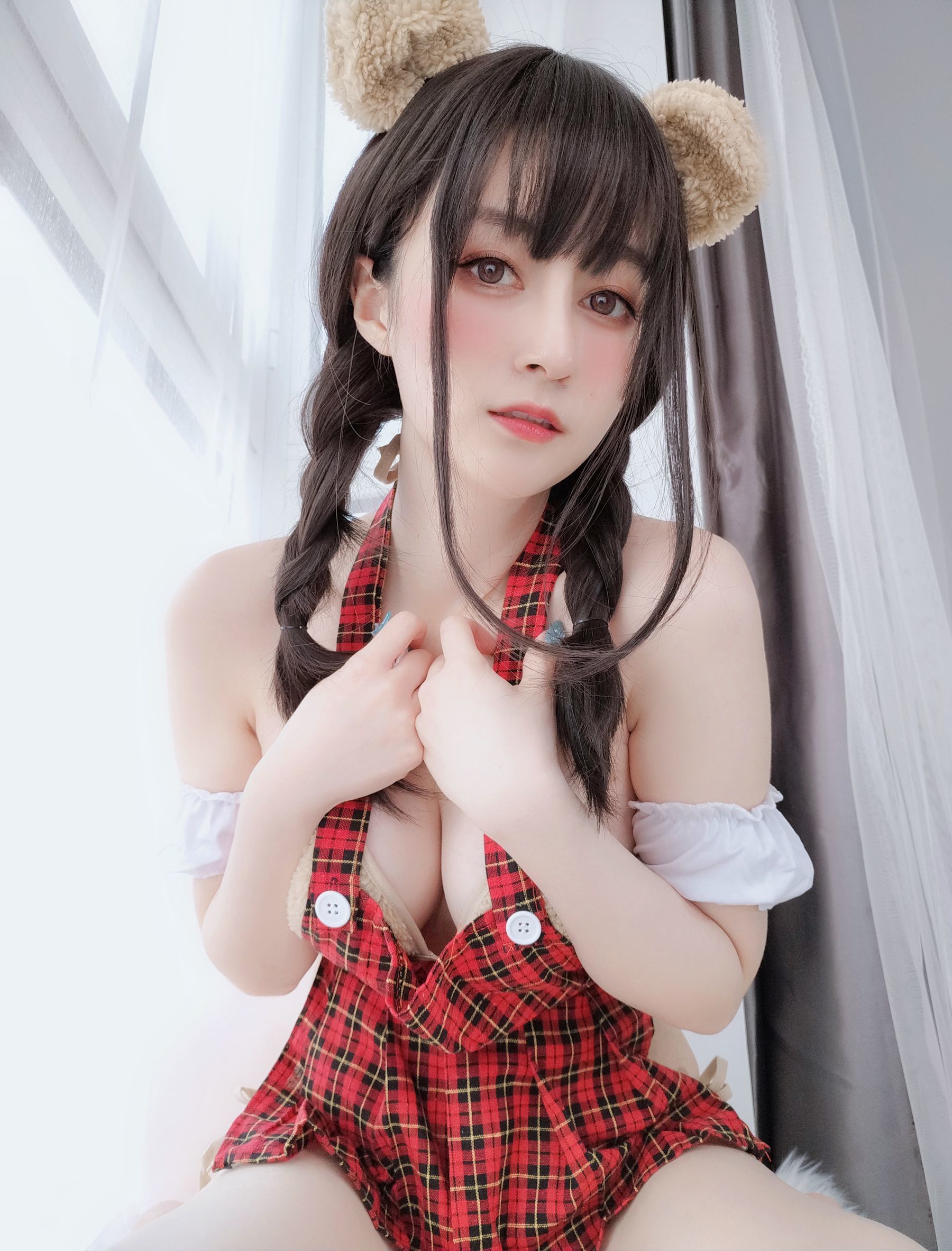 [网红COSER写真] Coser小姐姐白银 - 可爱的熊