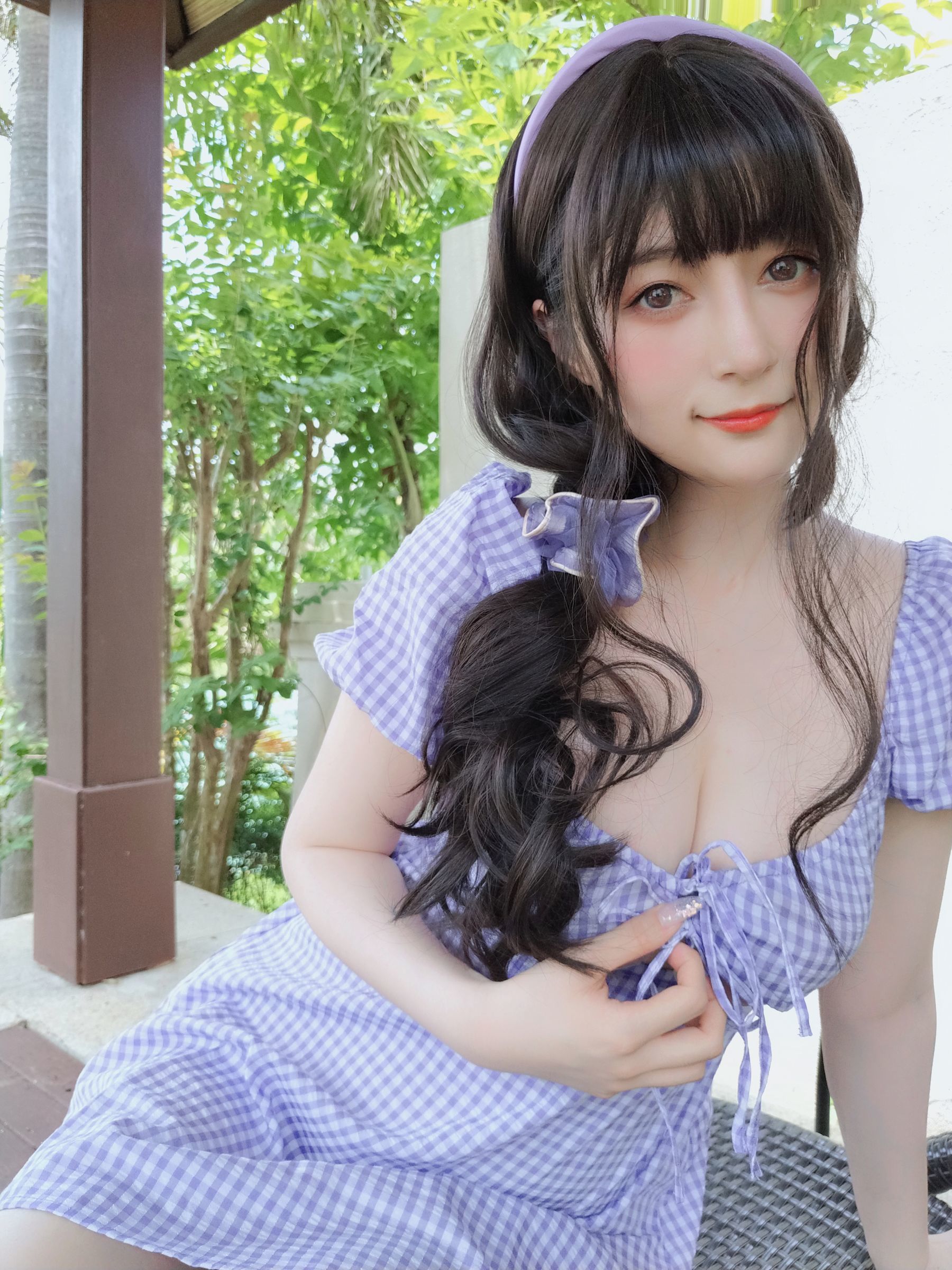 [网红COSER写真] Coser小姐姐白银 - 夏日的格子连衣裙