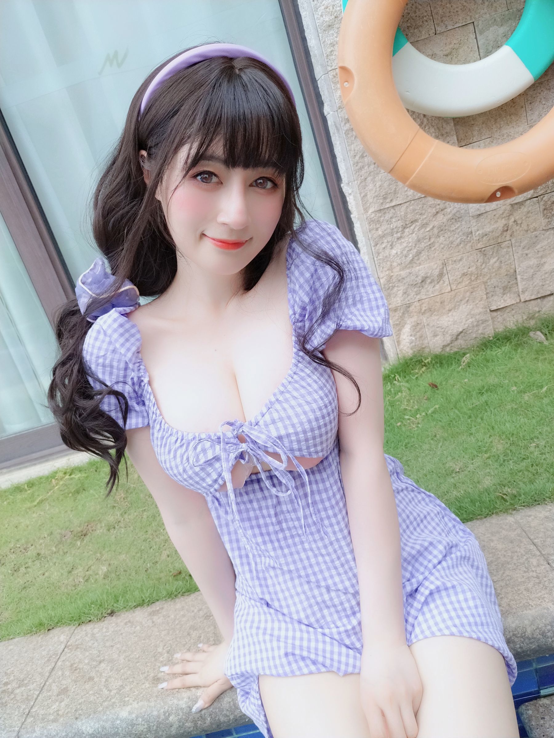 [网红COSER写真] Coser小姐姐白银 - 夏日的格子连衣裙
