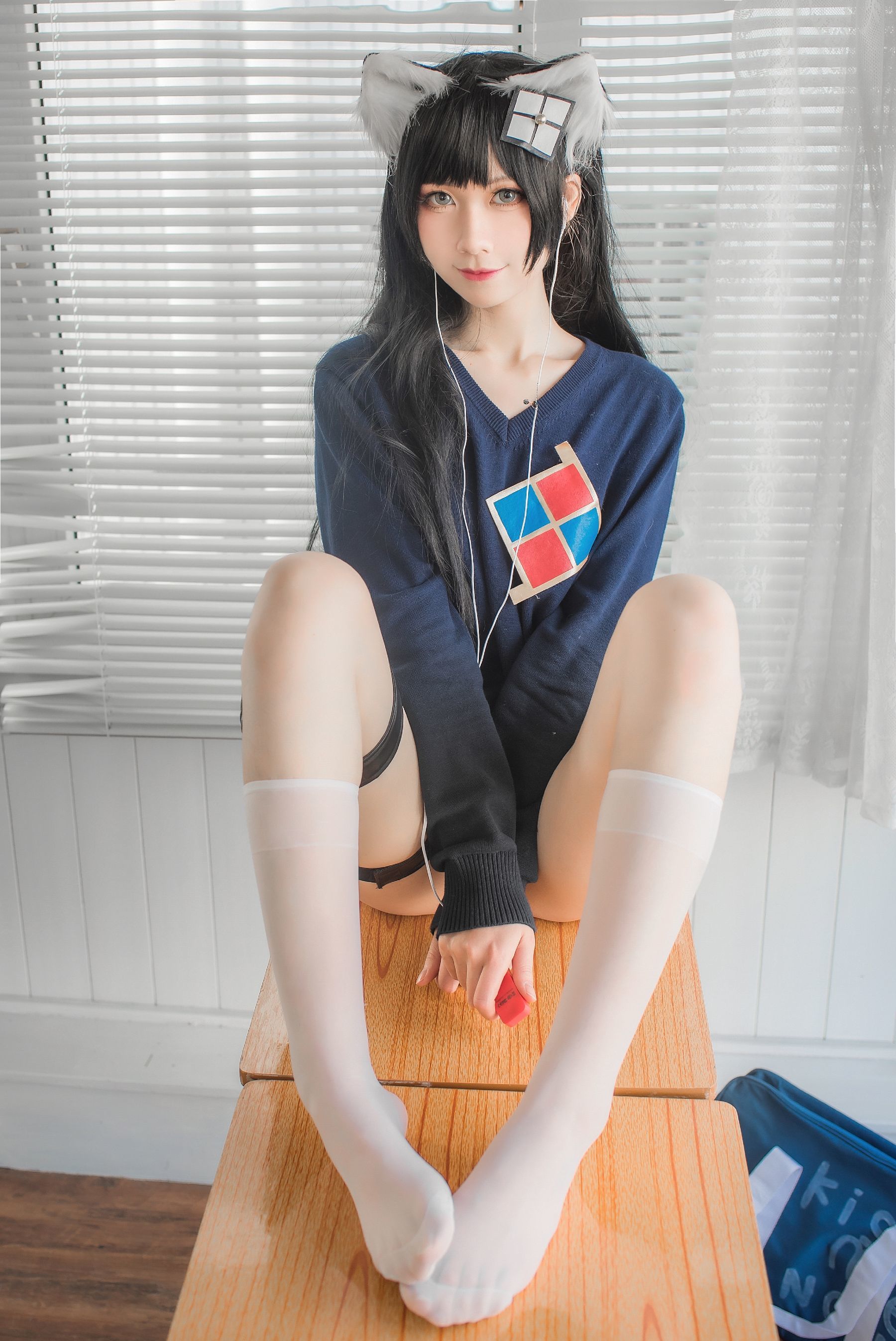 [网红COSER写真] izumi泉桃子福利 - 纯白毕业季