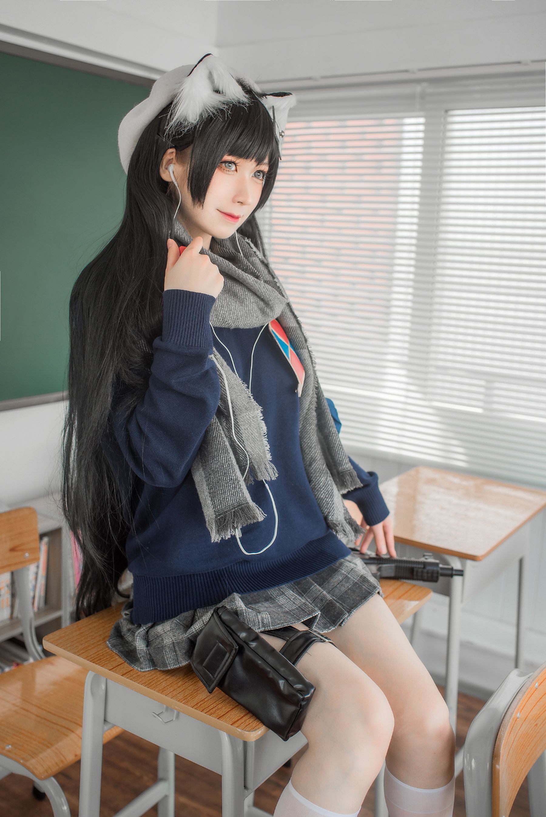 [网红COSER写真] izumi泉桃子福利 - 纯白毕业季