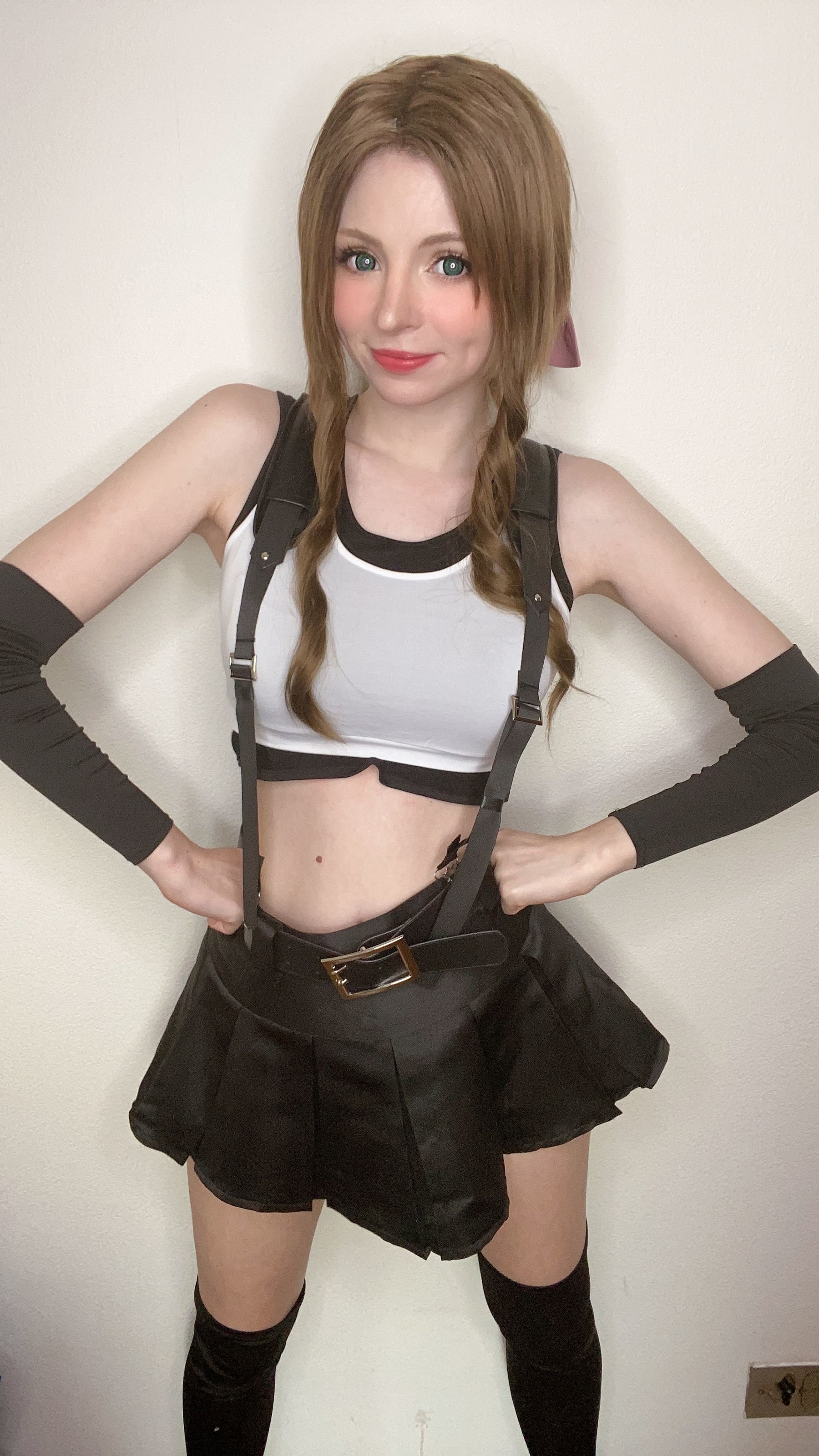 [网红COSER写真] Peach milky - Aerith Tifa Swap