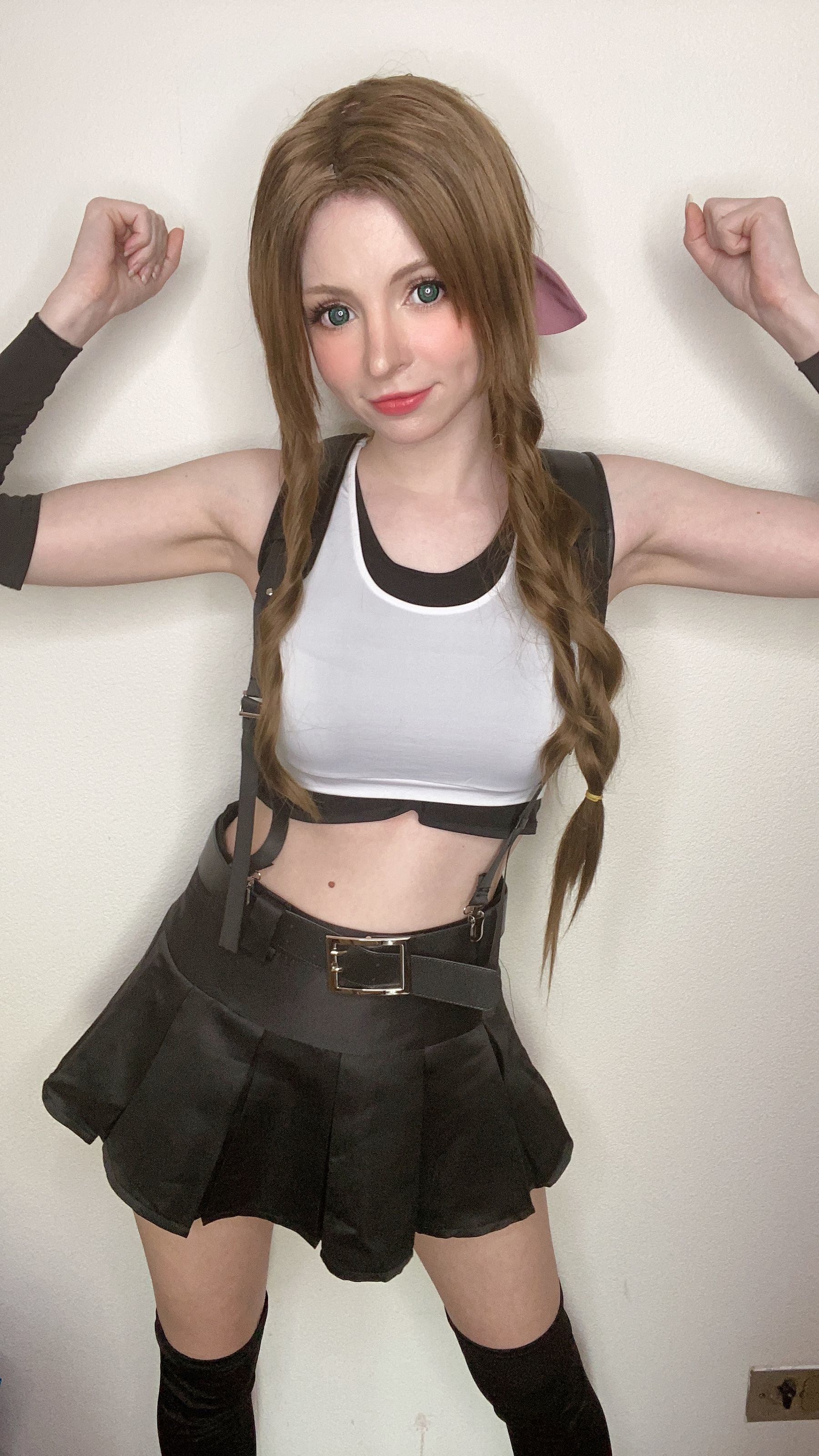 [网红COSER写真] Peach milky - Aerith Tifa Swap