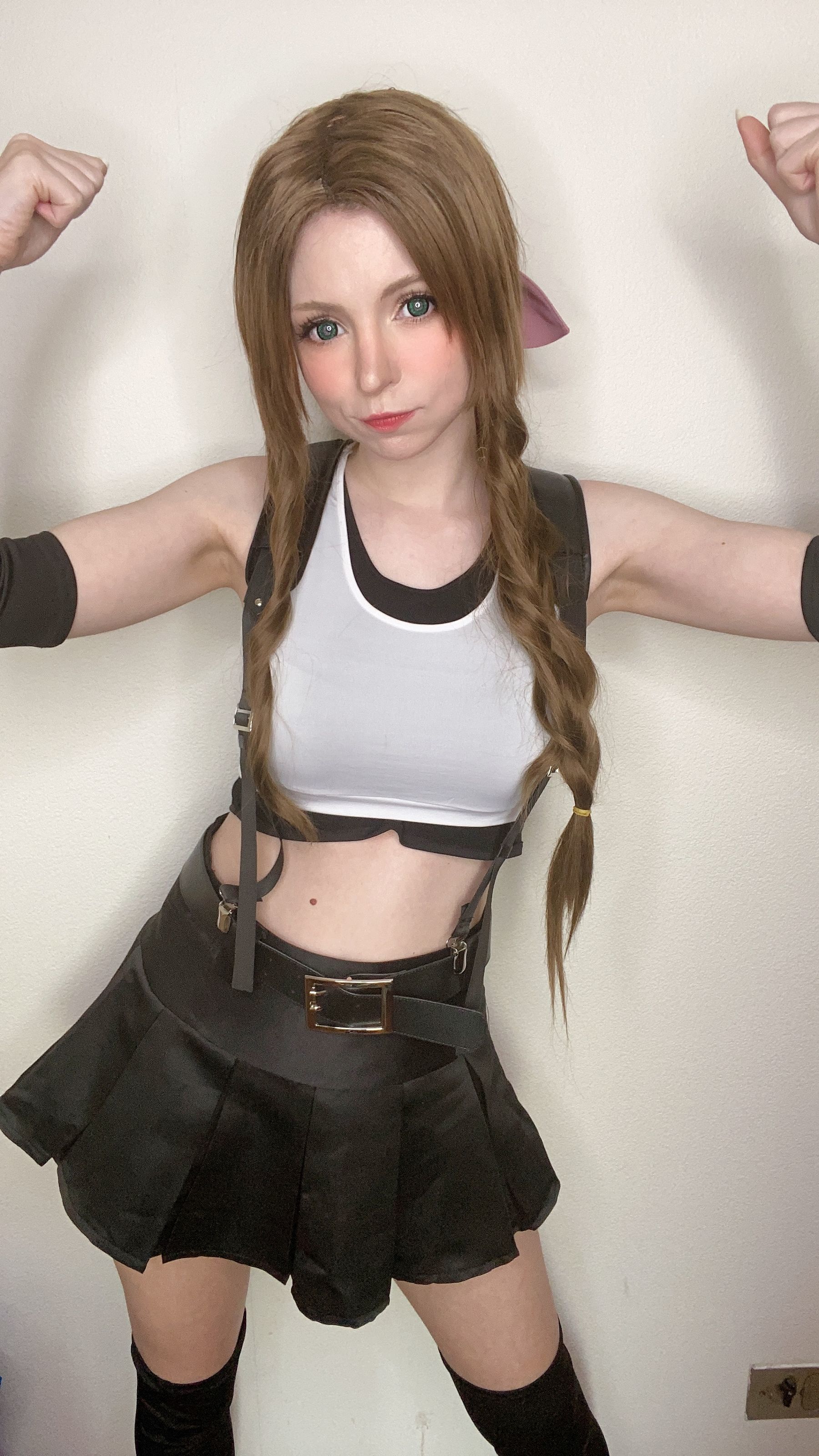[网红COSER写真] Peach milky - Aerith Tifa Swap