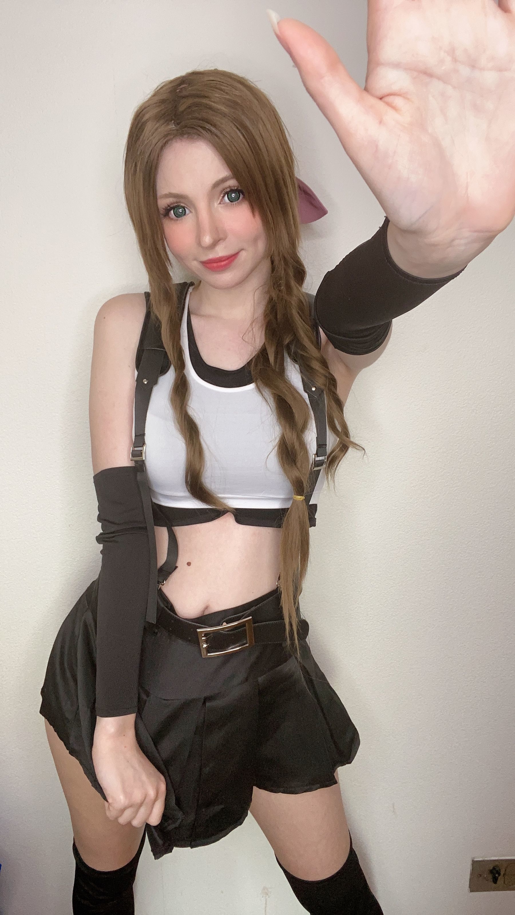 [网红COSER写真] Peach milky - Aerith Tifa Swap