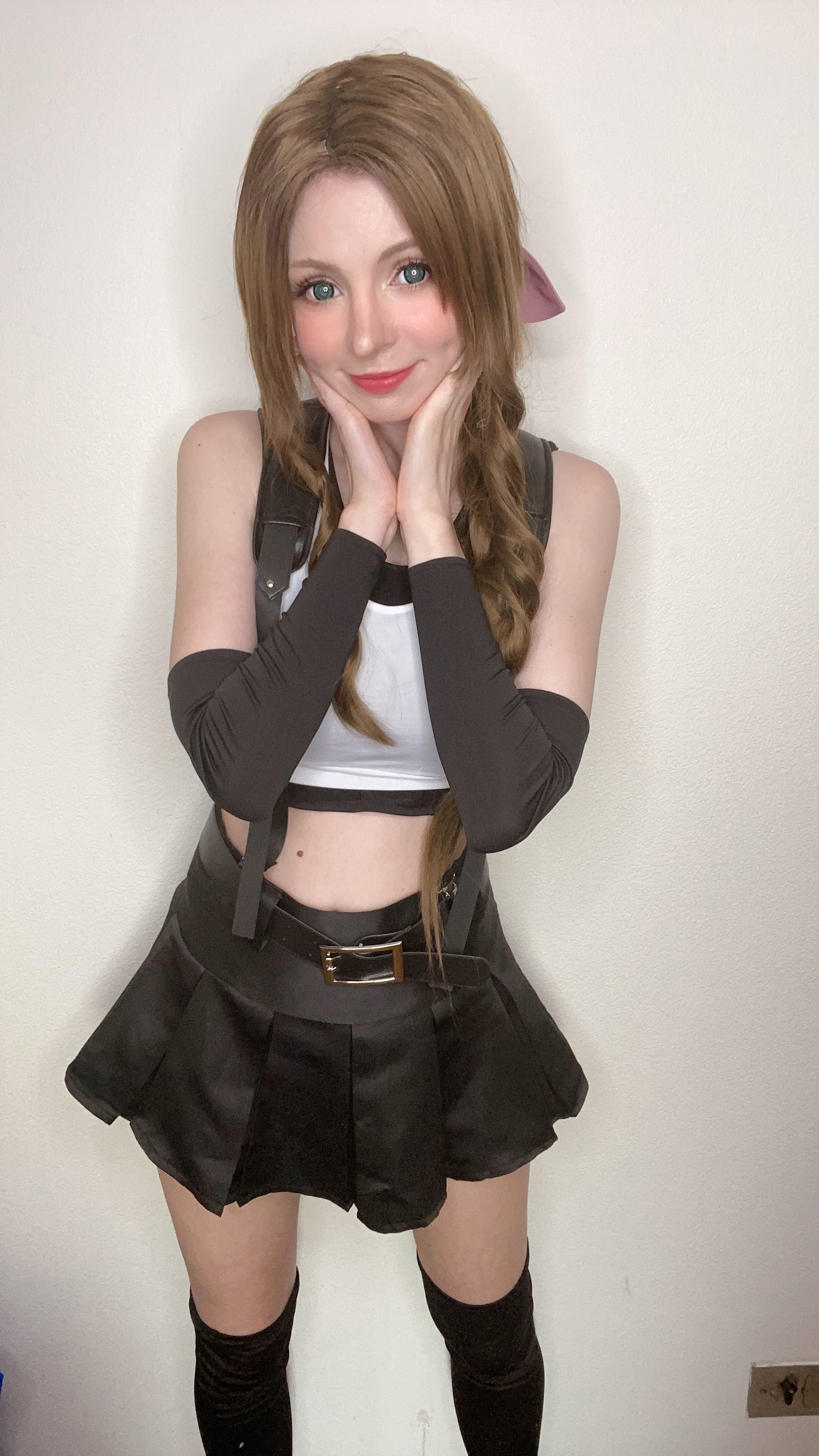 [网红COSER写真] Peach milky - Aerith Tifa Swap