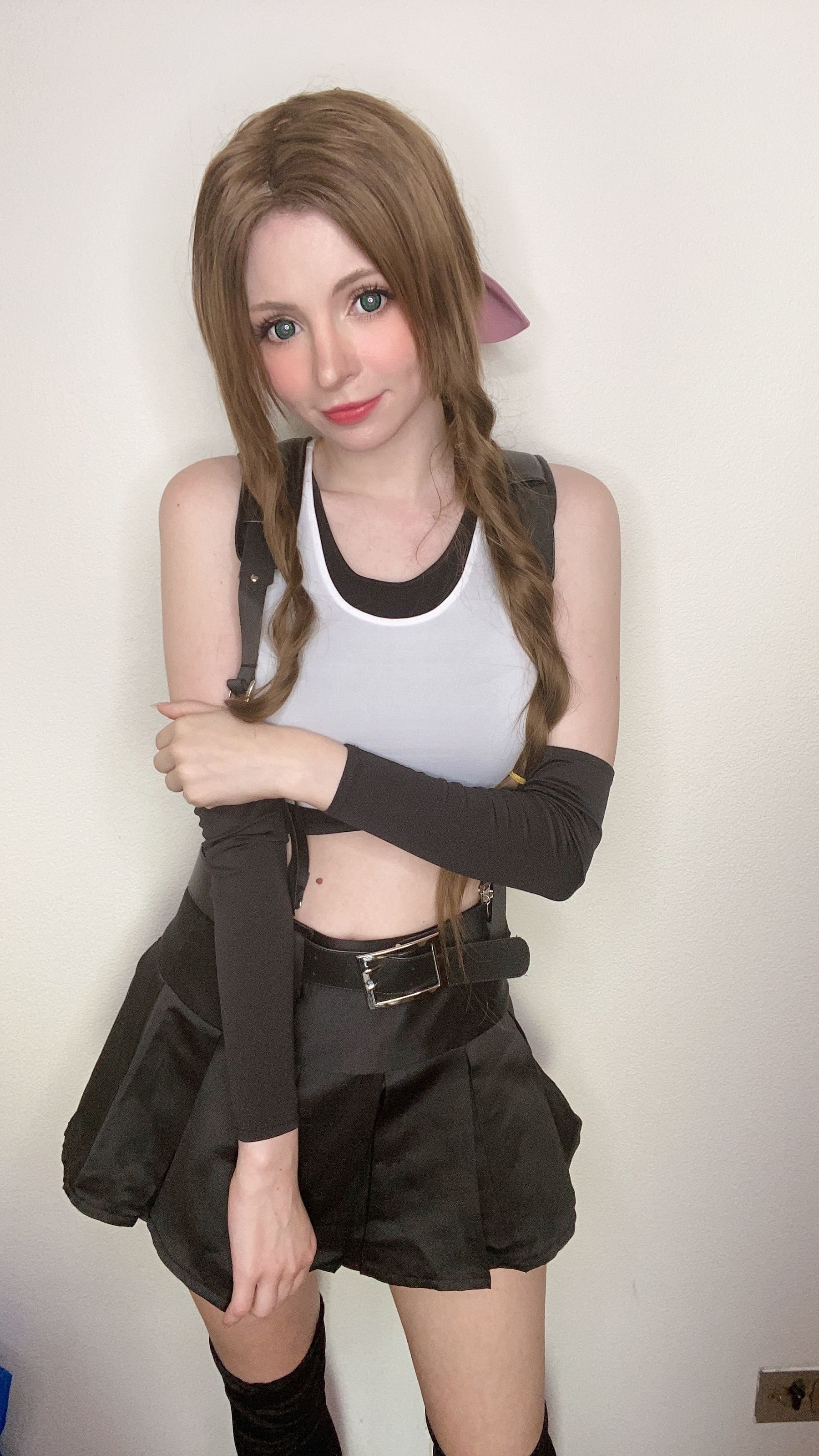 [网红COSER写真] Peach milky - Aerith Tifa Swap