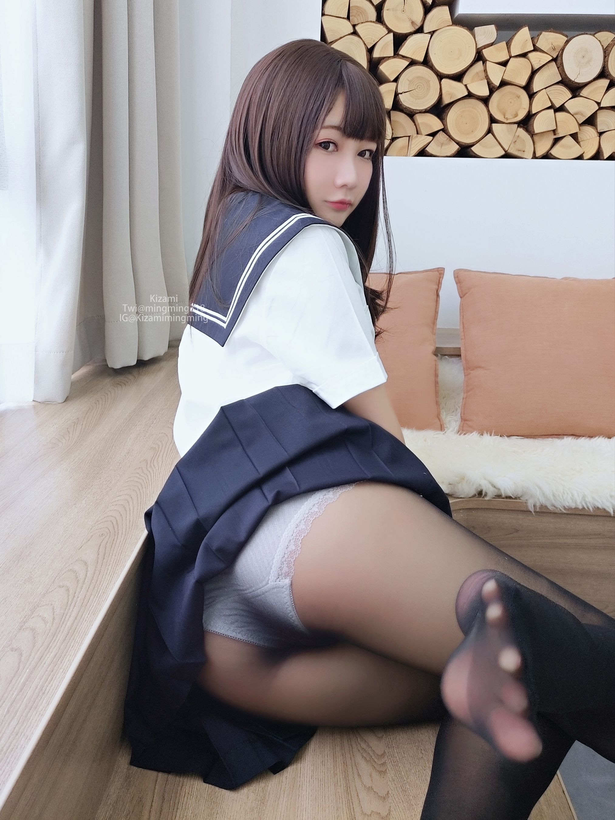 [銘銘Kizami] fantia 黒いストッキング