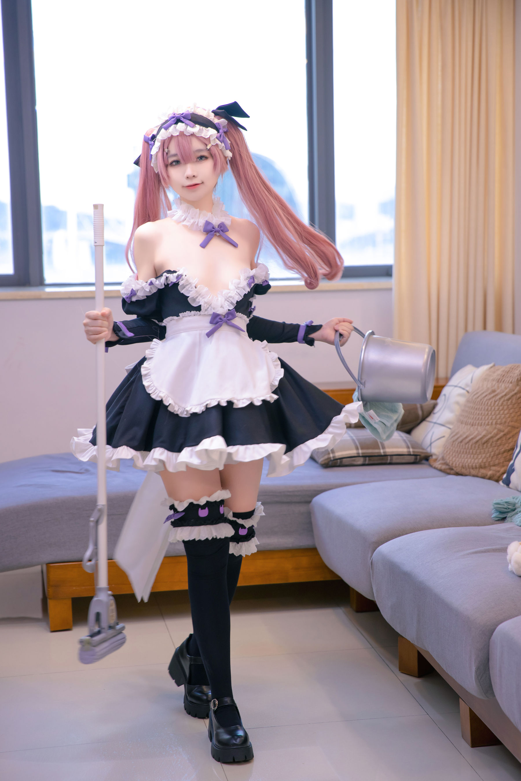 [网红COSER写真] 动漫博主G44不会受伤 - lade女仆