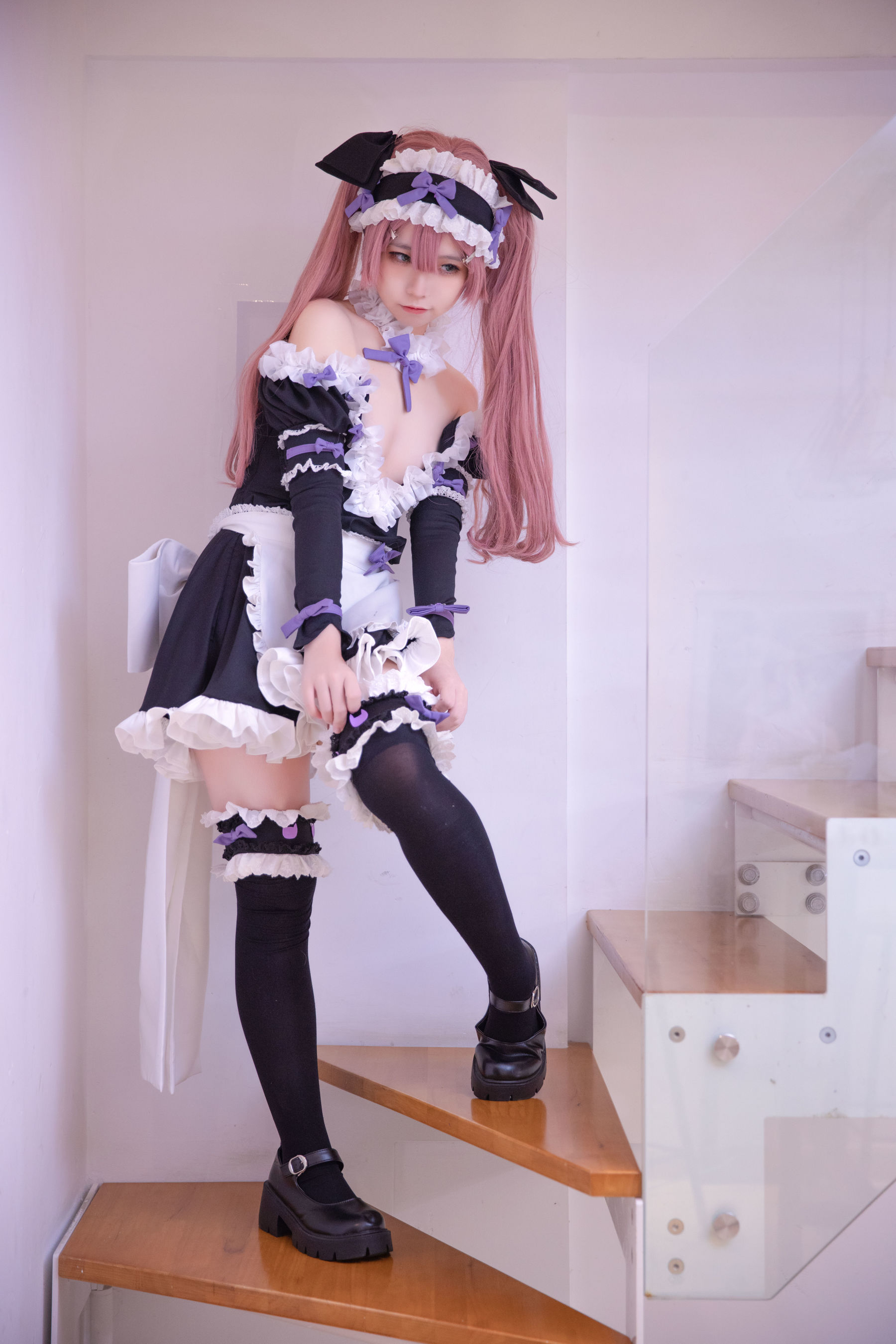 [网红COSER写真] 动漫博主G44不会受伤 - lade女仆