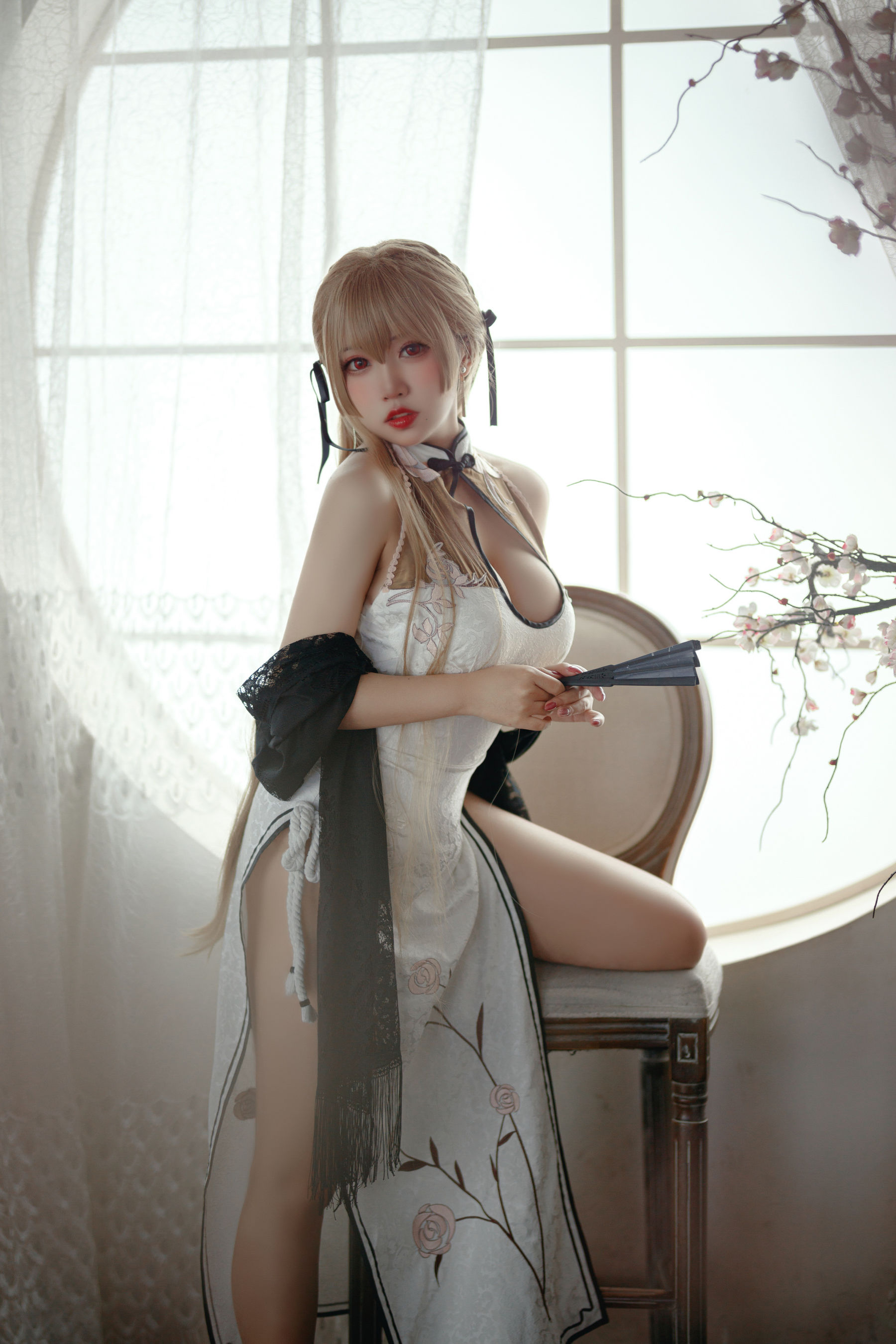 [网红COSER写真] 动漫博主貓田聖奈奈(桃之啾啾) - 白玉佳人