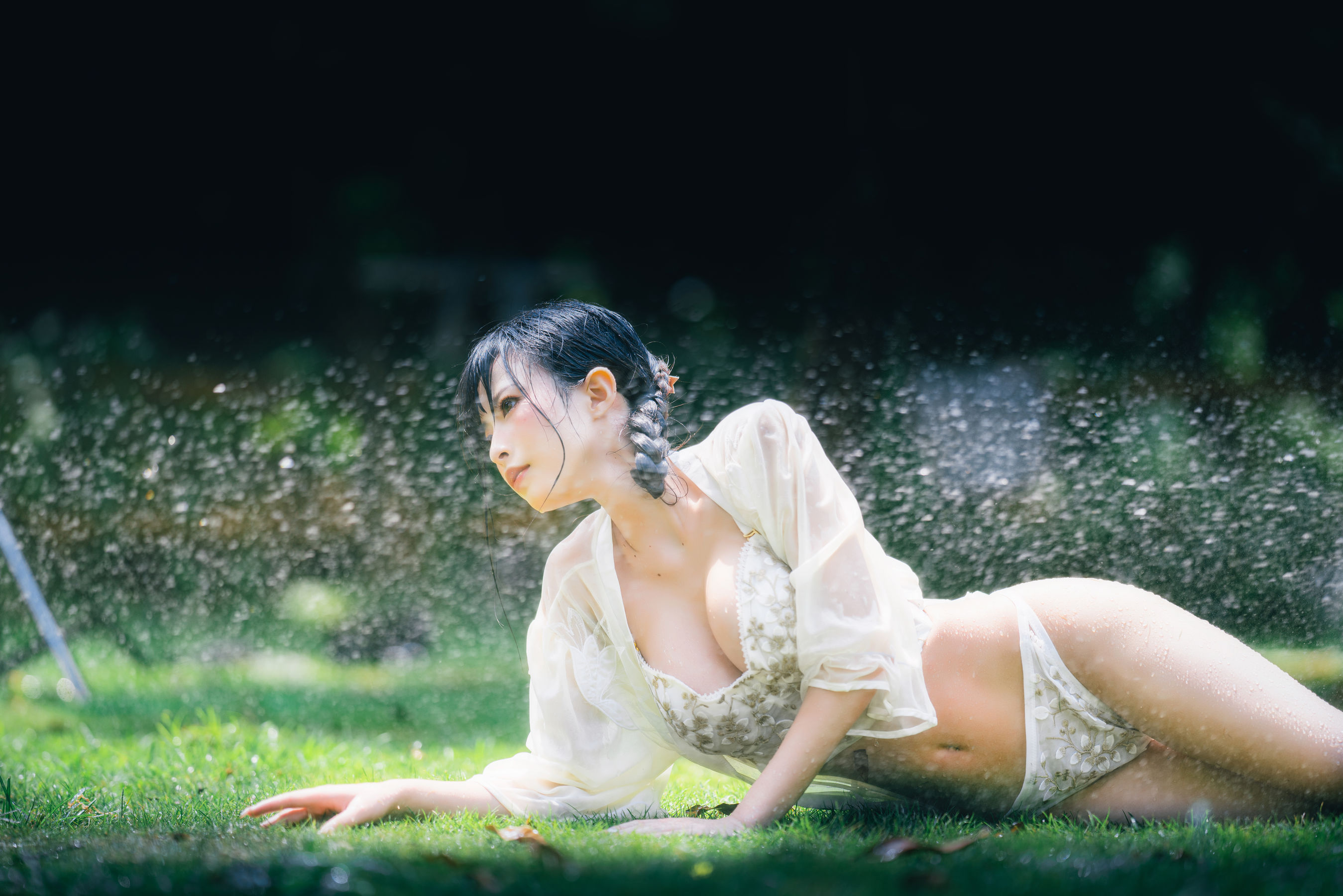 [网红COSER写真] 尤物清水由乃 - 湿水洛丽塔