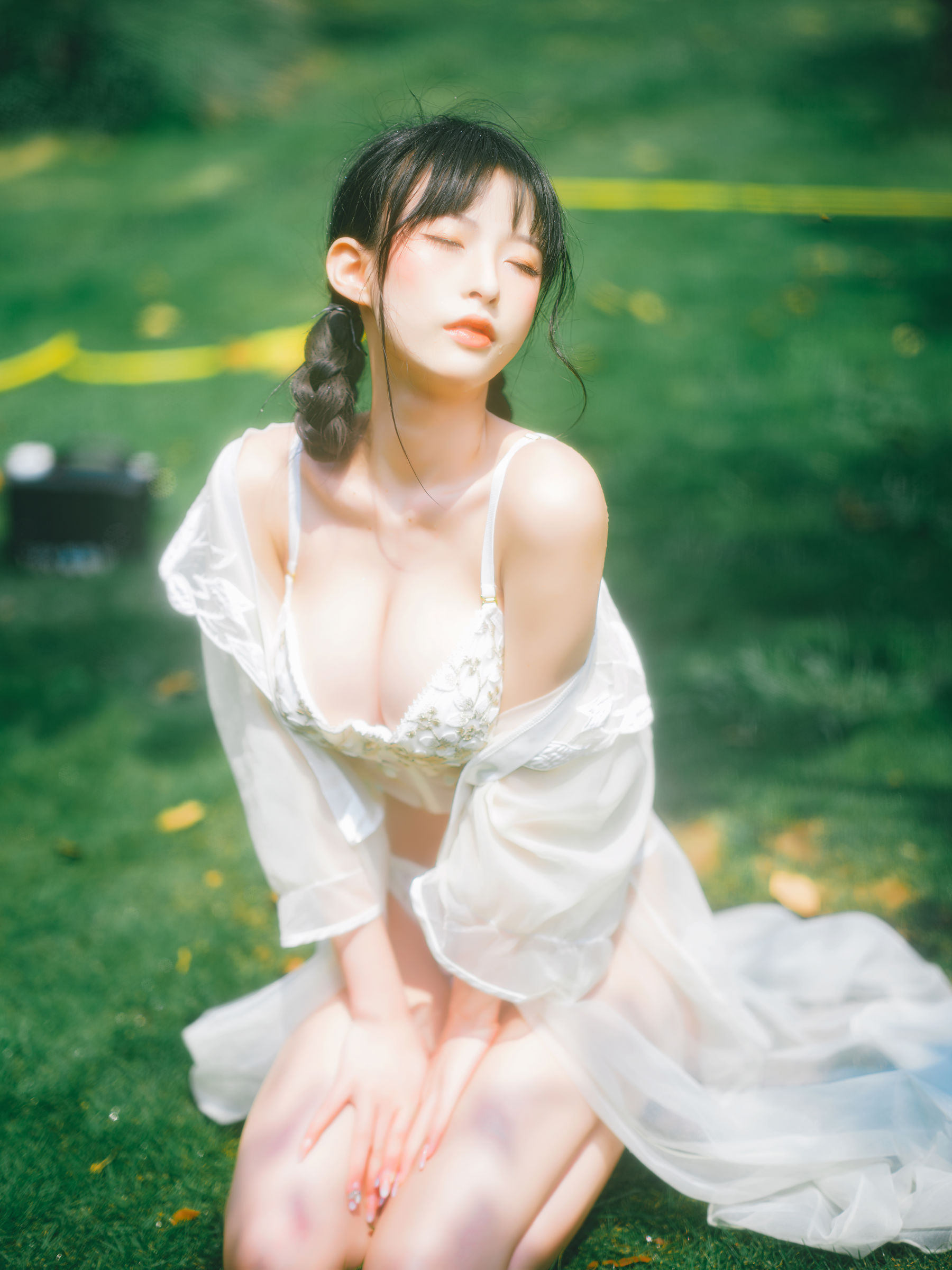 [网红COSER写真] 尤物清水由乃 - 湿水洛丽塔