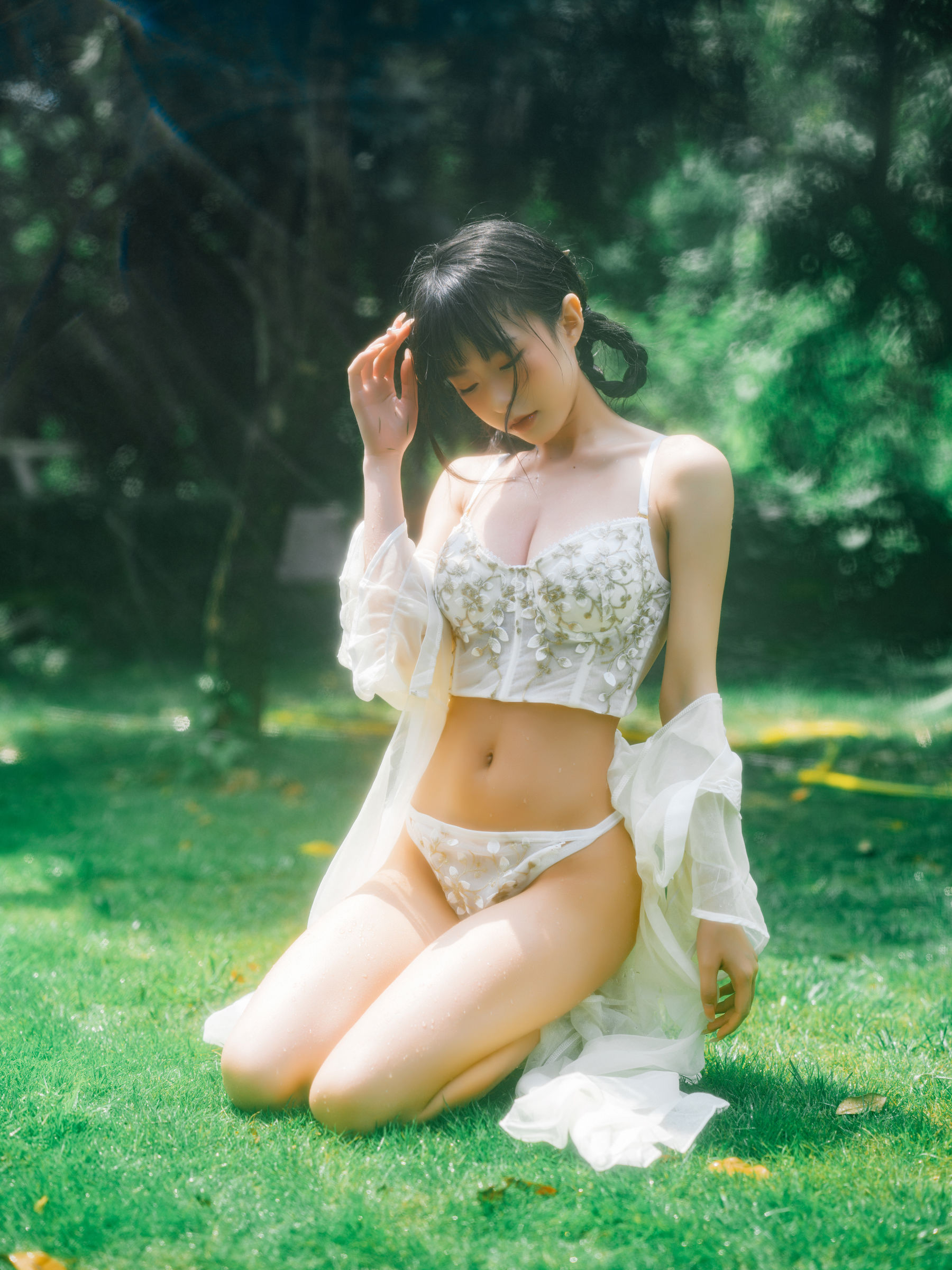 [网红COSER写真] 尤物清水由乃 - 湿水洛丽塔