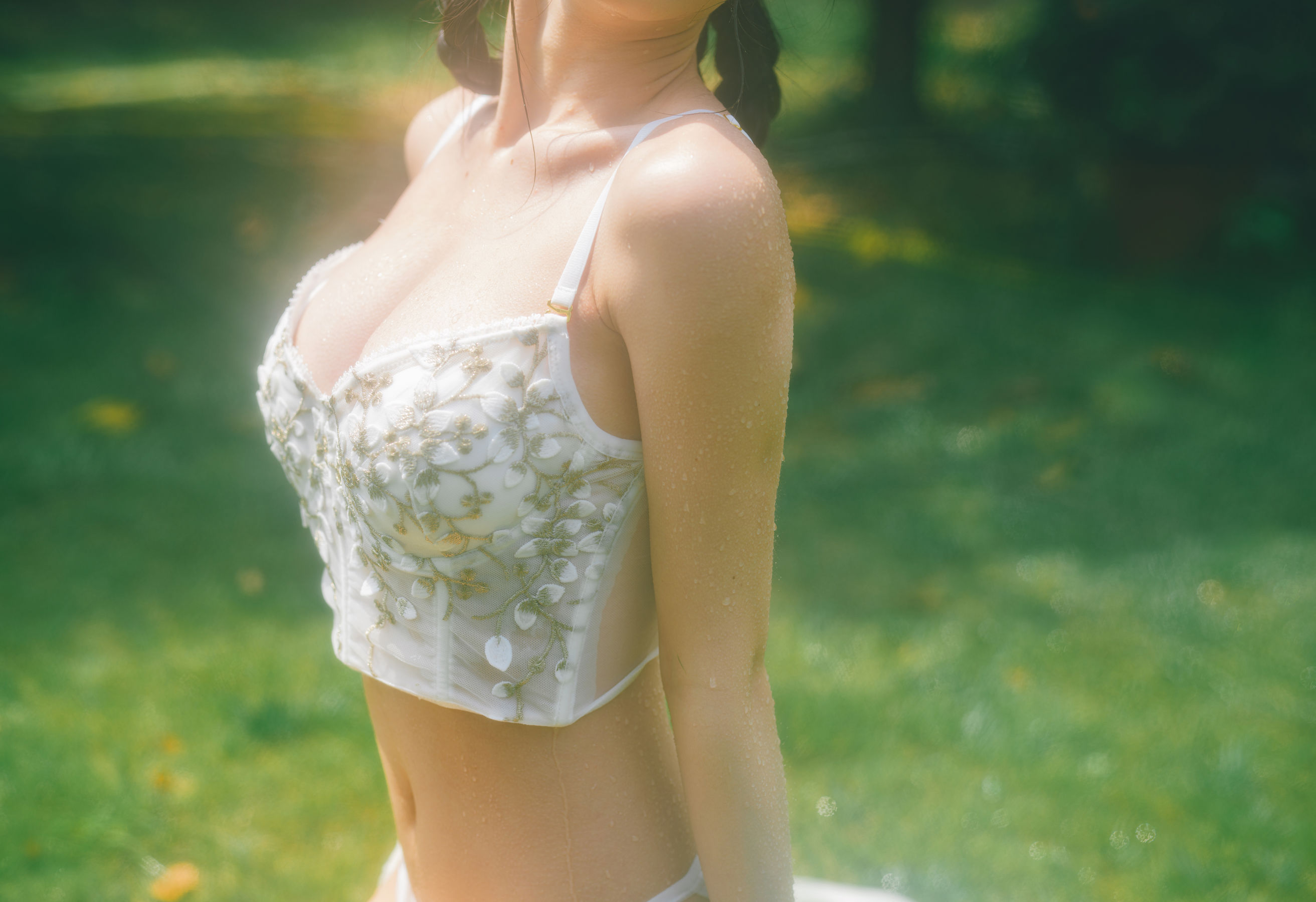 [网红COSER写真] 尤物清水由乃 - 湿水洛丽塔