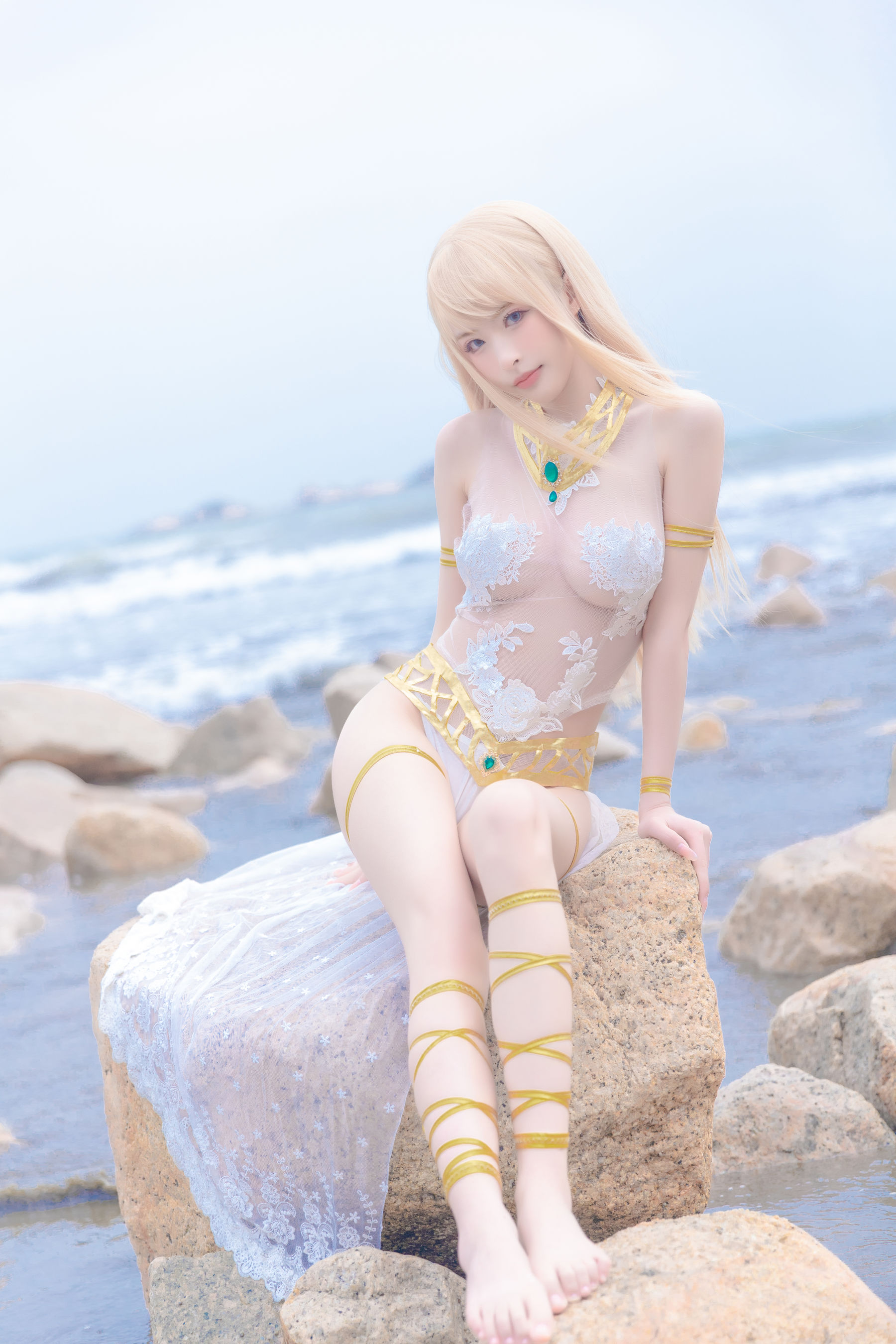 [网红COSER写真] 尤物清水由乃 - 玛丽萝丝白色泳衣