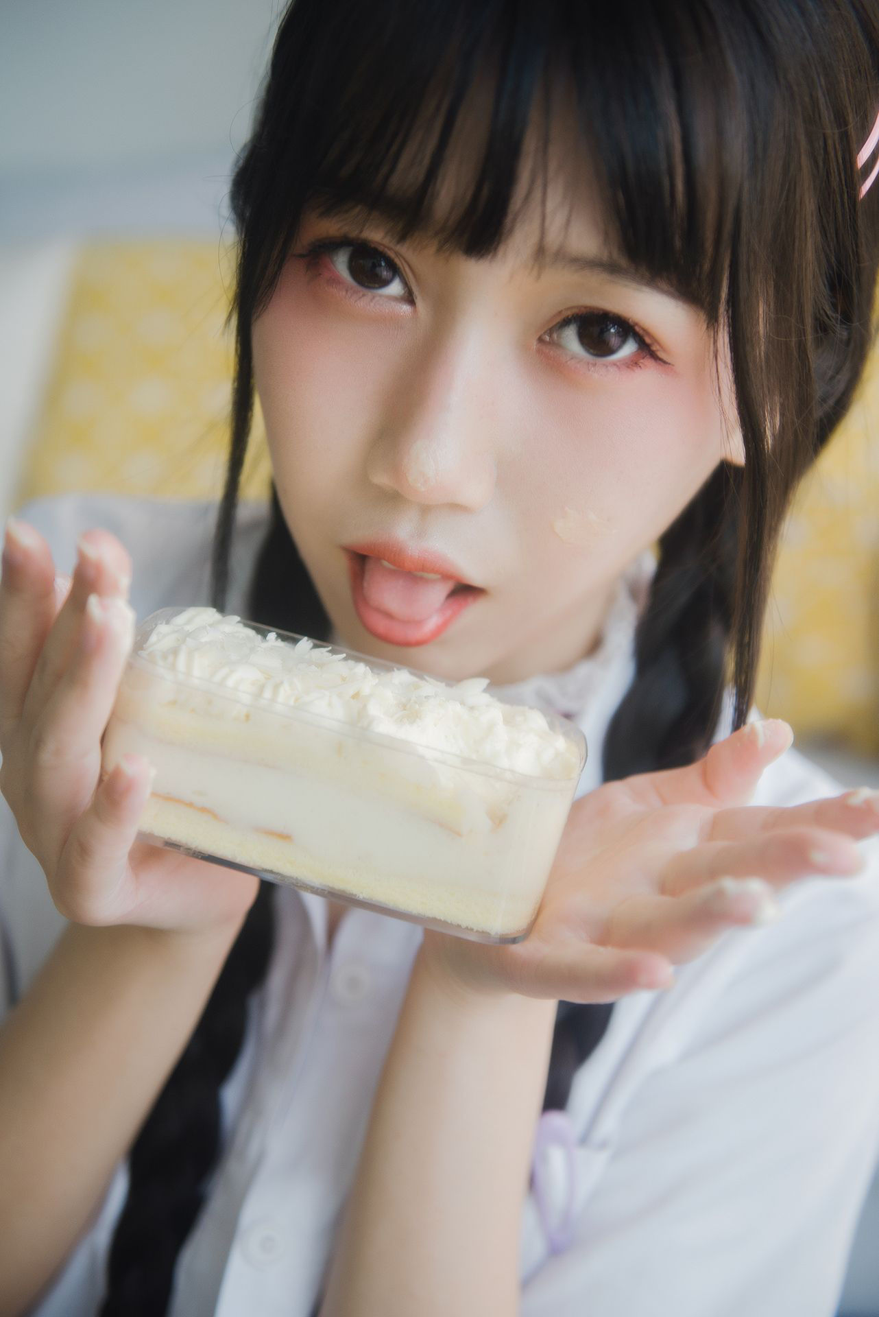 [网红COSER写真] 微博人气Coser不呆猫 - 奶油少女