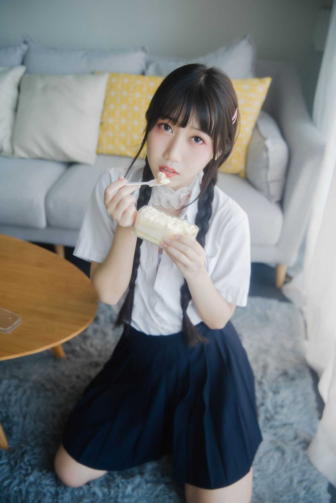 [网红COSER写真] 微博人气Coser不呆猫 - 奶油少女