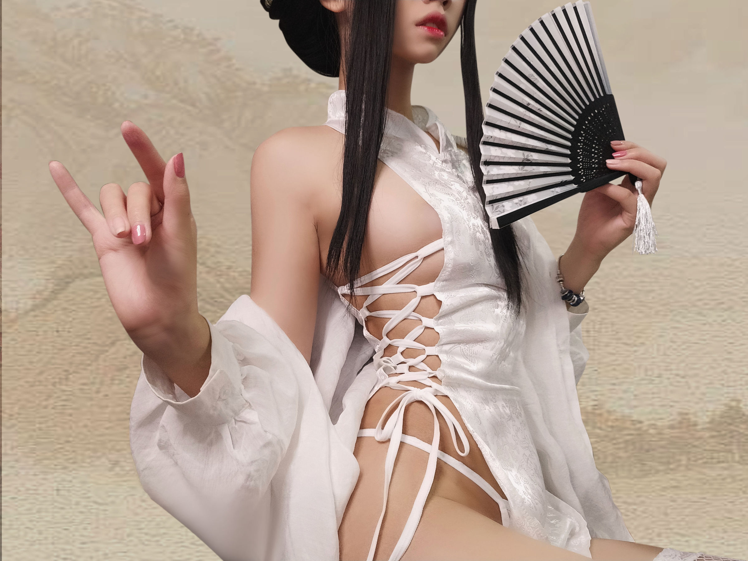 [网红COSER写真] 猫君君MaoJun - 绑带旗袍