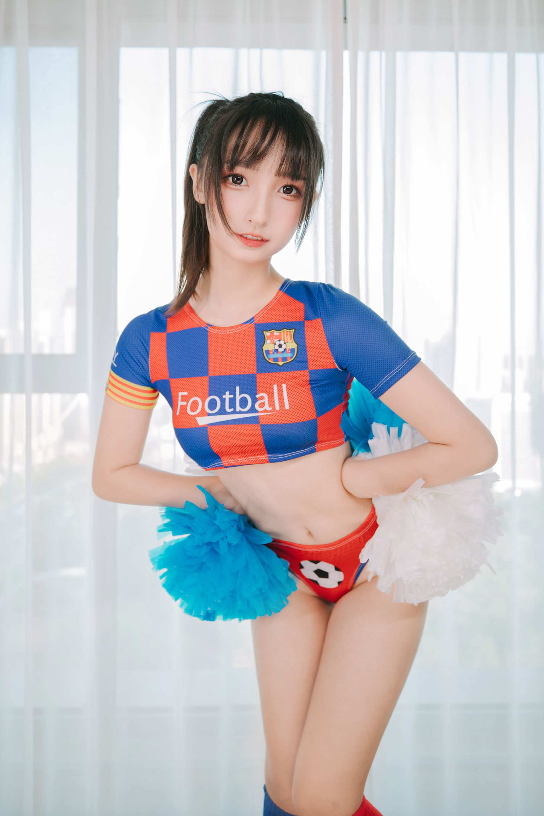 [网红COSER写真] 萝莉神楽板真冬 之 拉拉队少女
