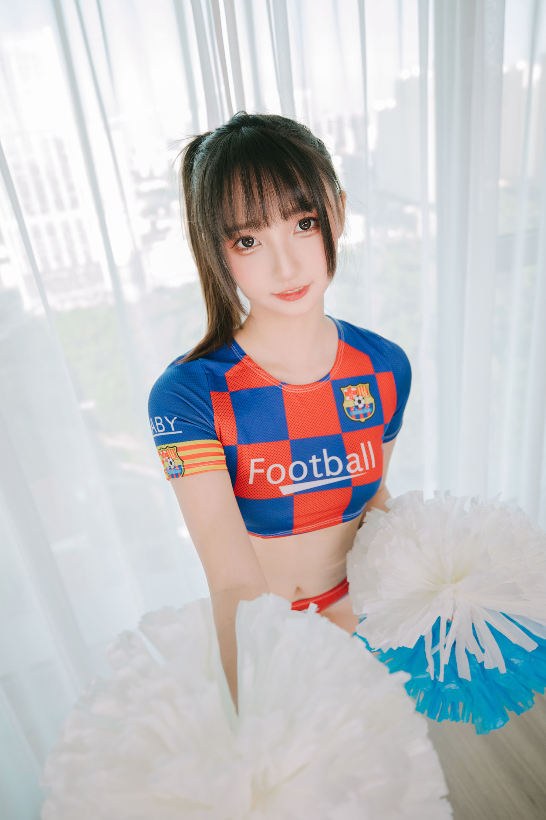 [网红COSER写真] 萝莉神楽板真冬 之 拉拉队少女