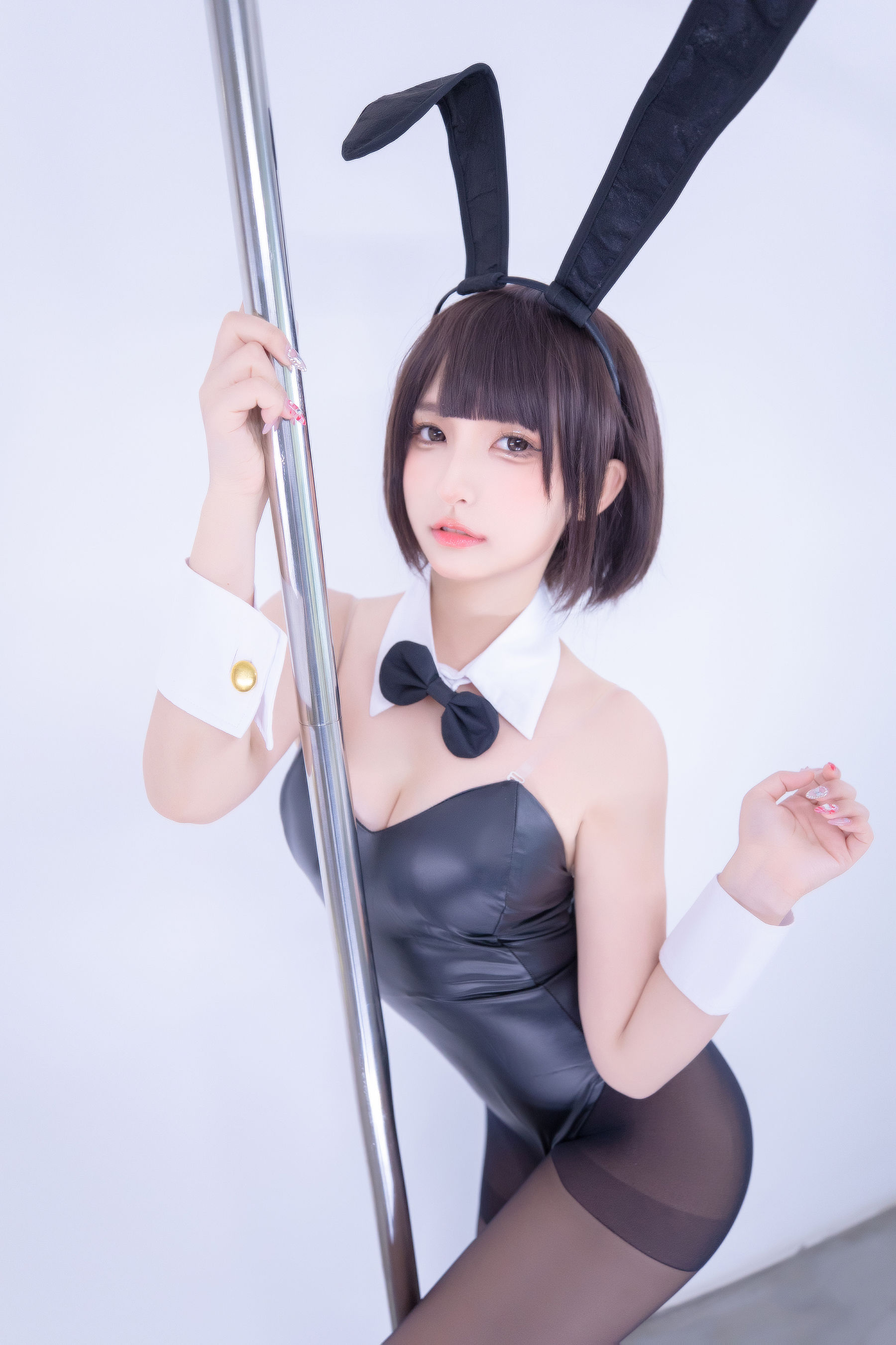 [网红COSER写真] 萝莉神楽板真冬之バニーバブル