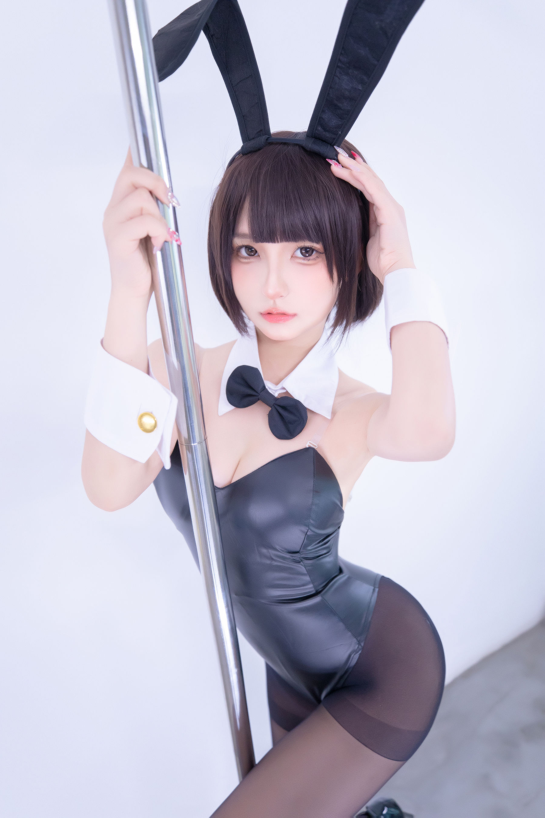 [网红COSER写真] 萝莉神楽板真冬之バニーバブル