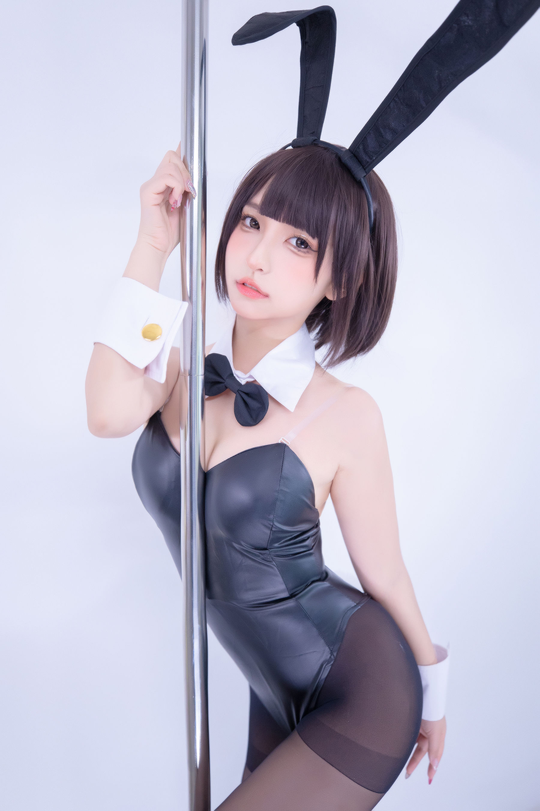 [网红COSER写真] 萝莉神楽板真冬之バニーバブル