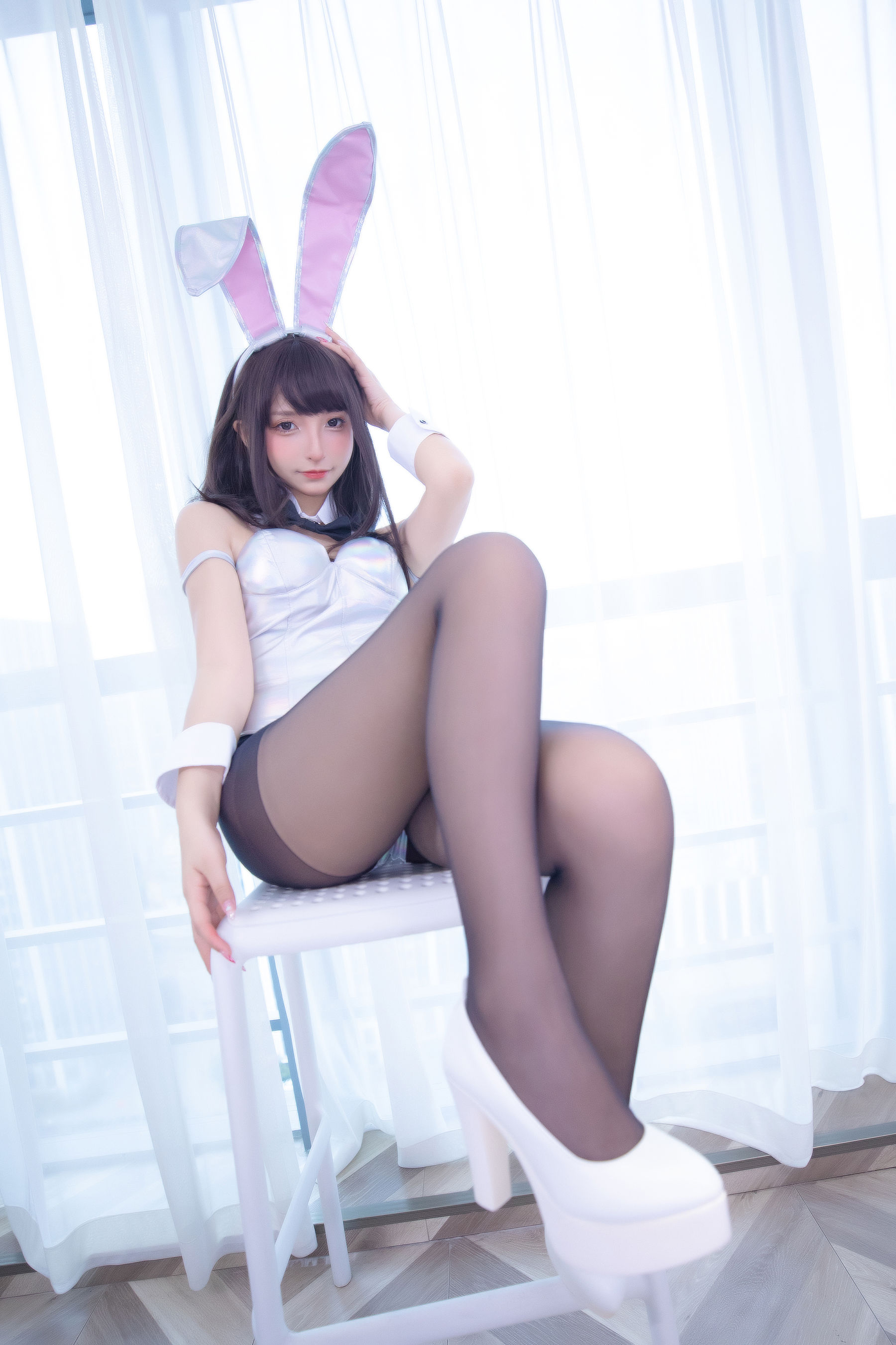[网红COSER写真] 萝莉神楽板真冬之バニーバブル