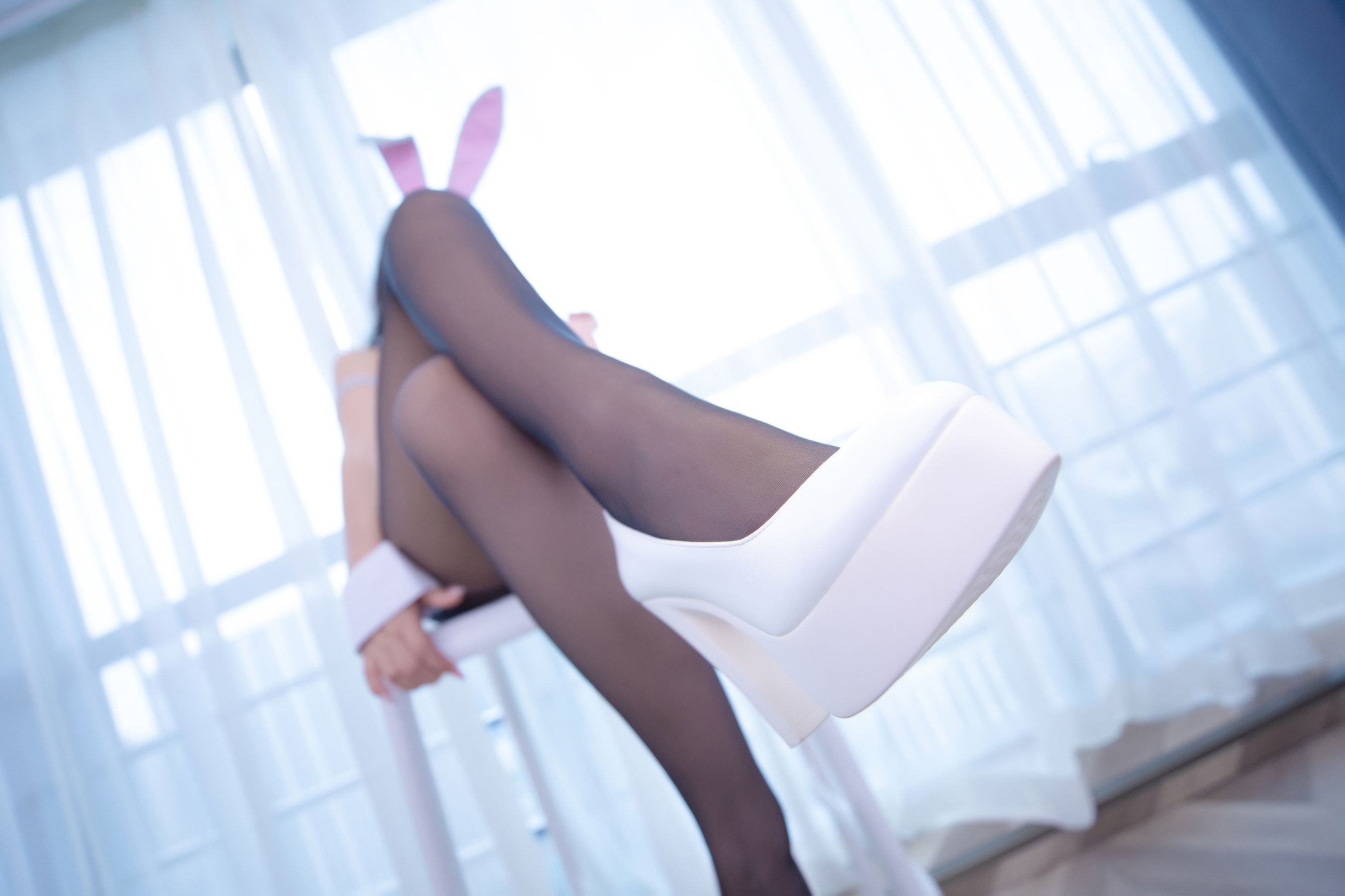[网红COSER写真] 萝莉神楽板真冬之バニーバブル