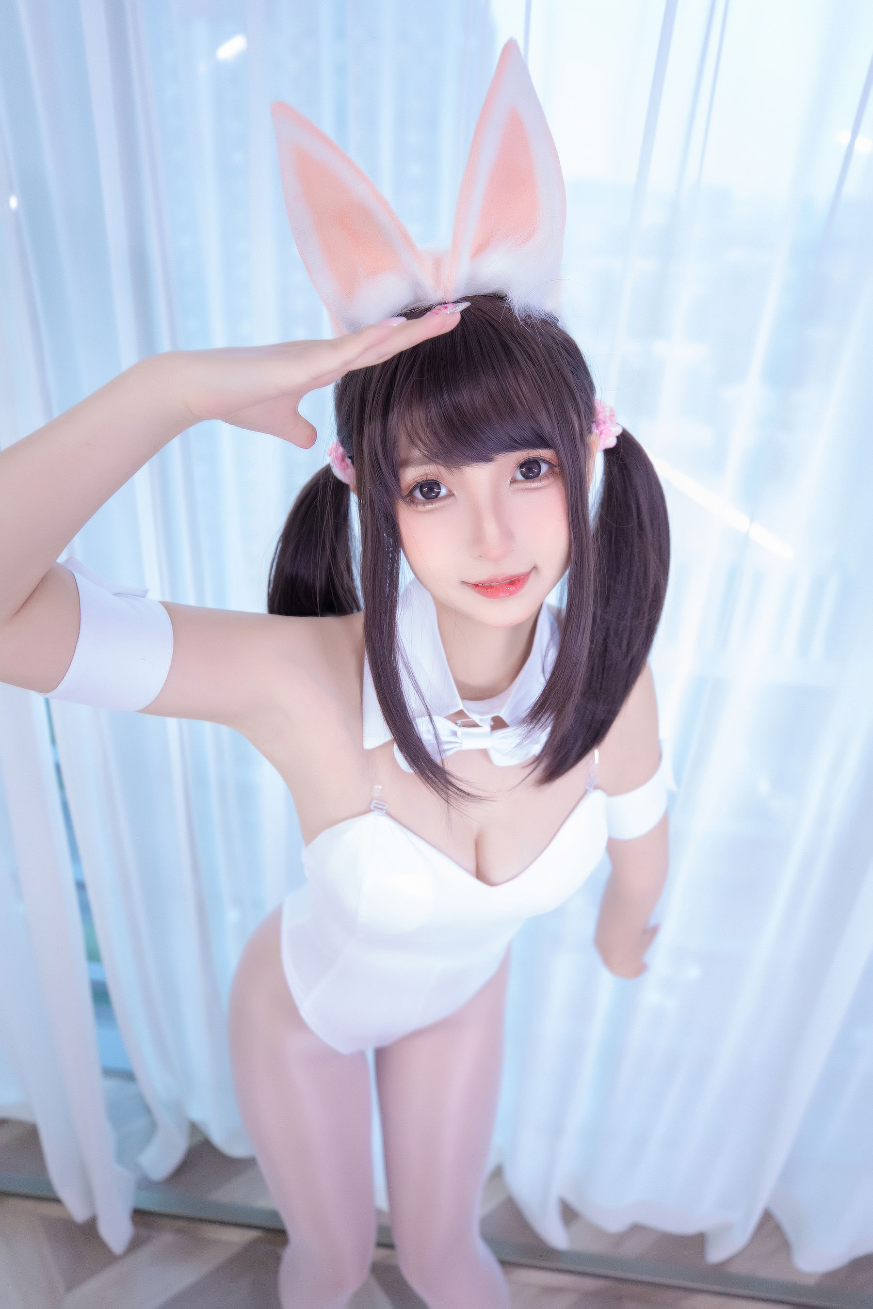 [网红COSER写真] 萝莉神楽板真冬之バニーバブル