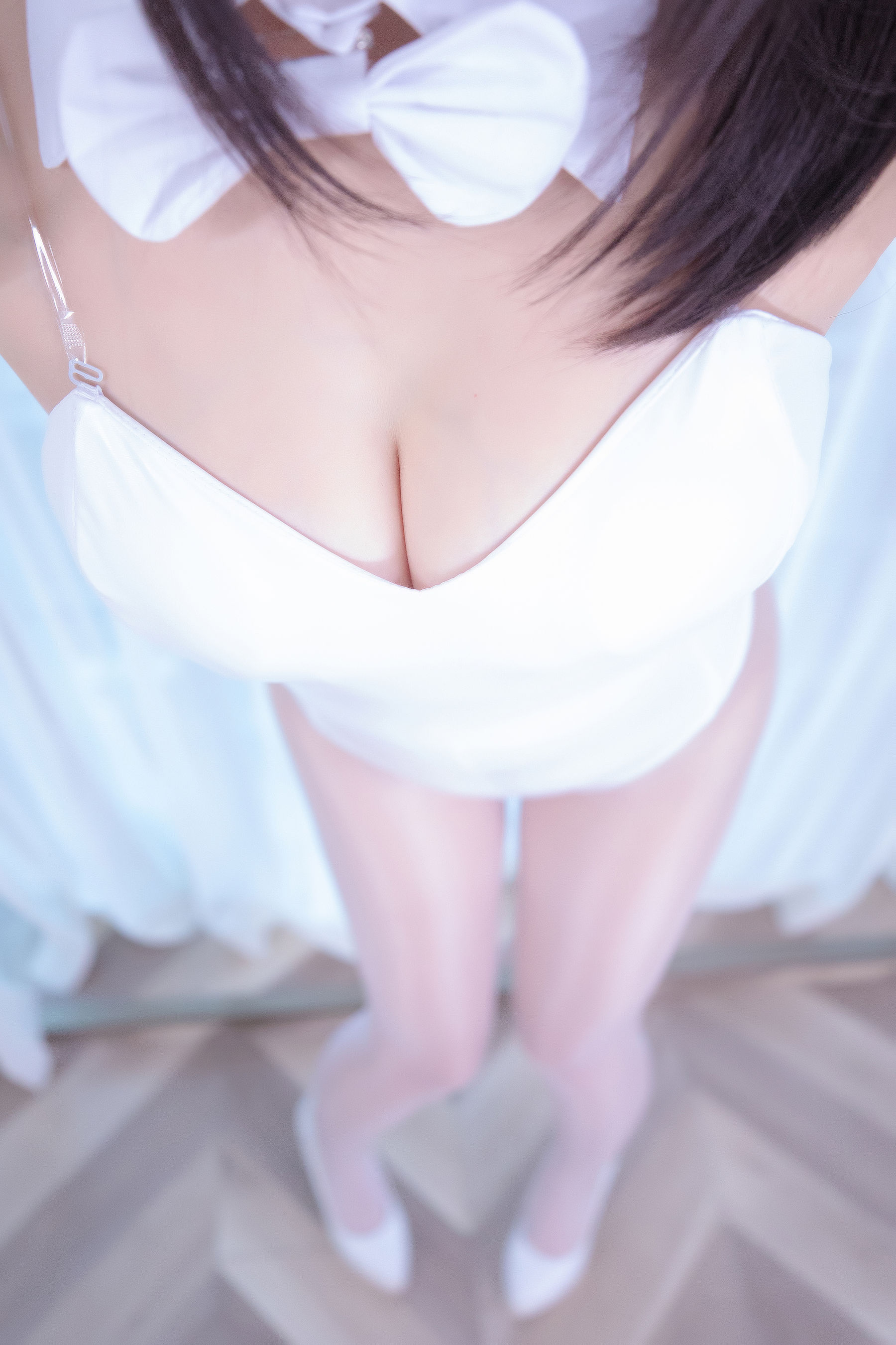 [网红COSER写真] 萝莉神楽板真冬之バニーバブル