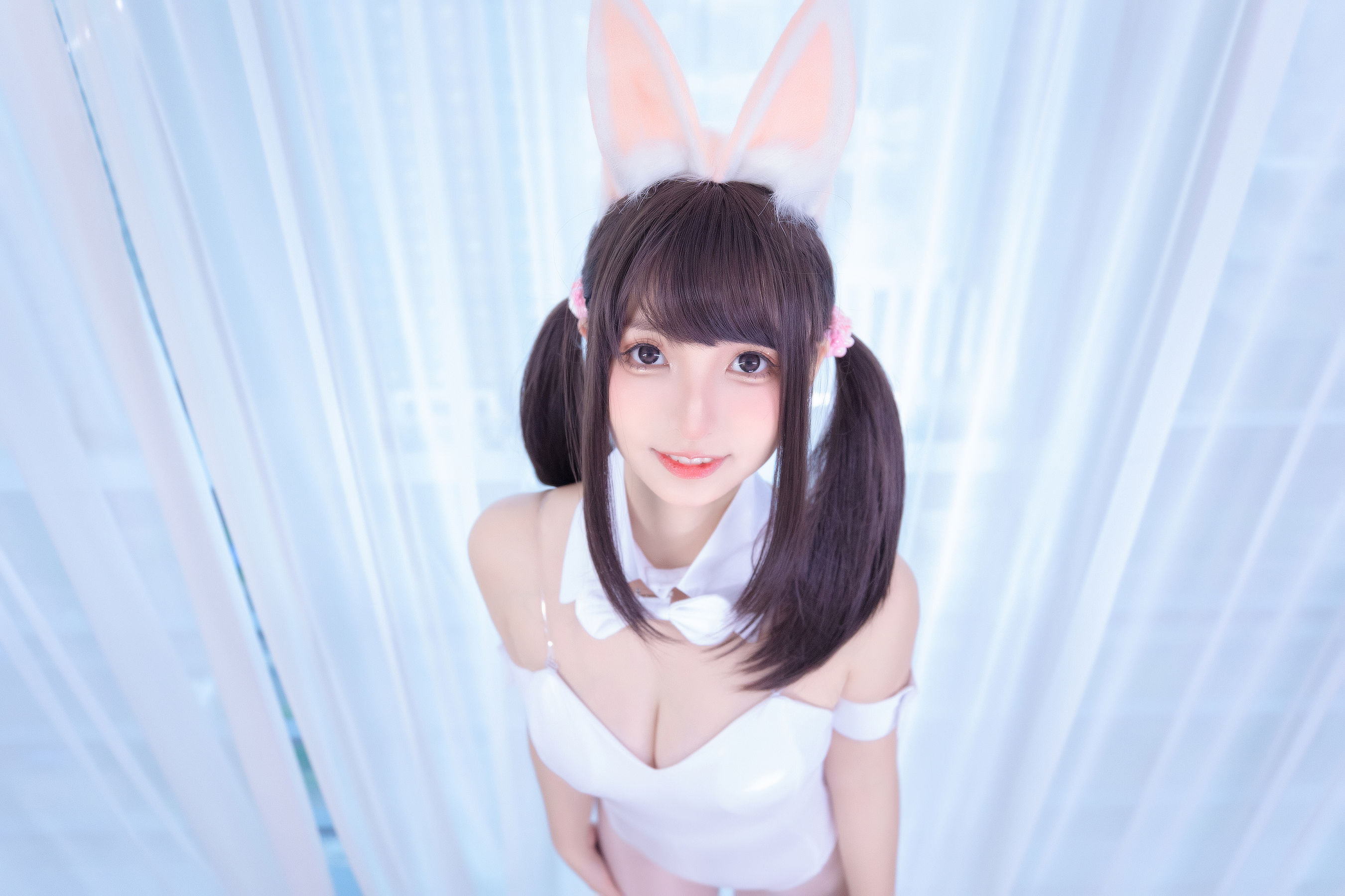 [网红COSER写真] 萝莉神楽板真冬之バニーバブル
