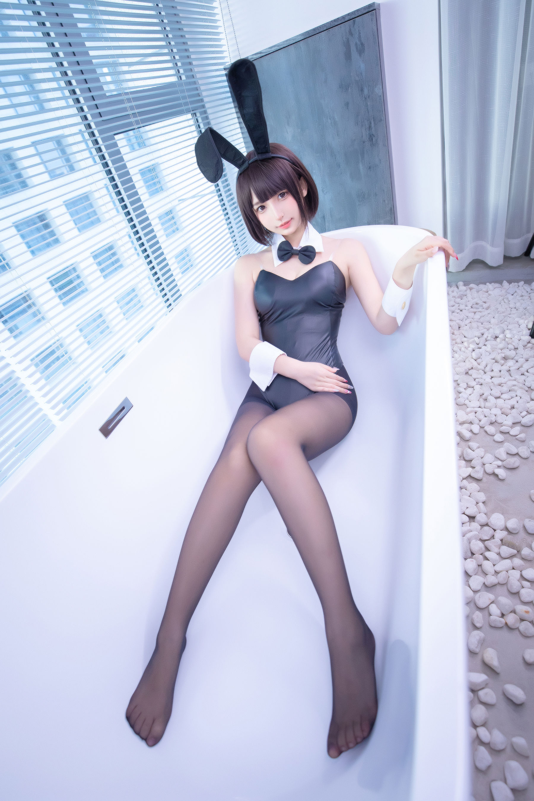 [网红COSER写真] 萝莉神楽板真冬之バニーバブル