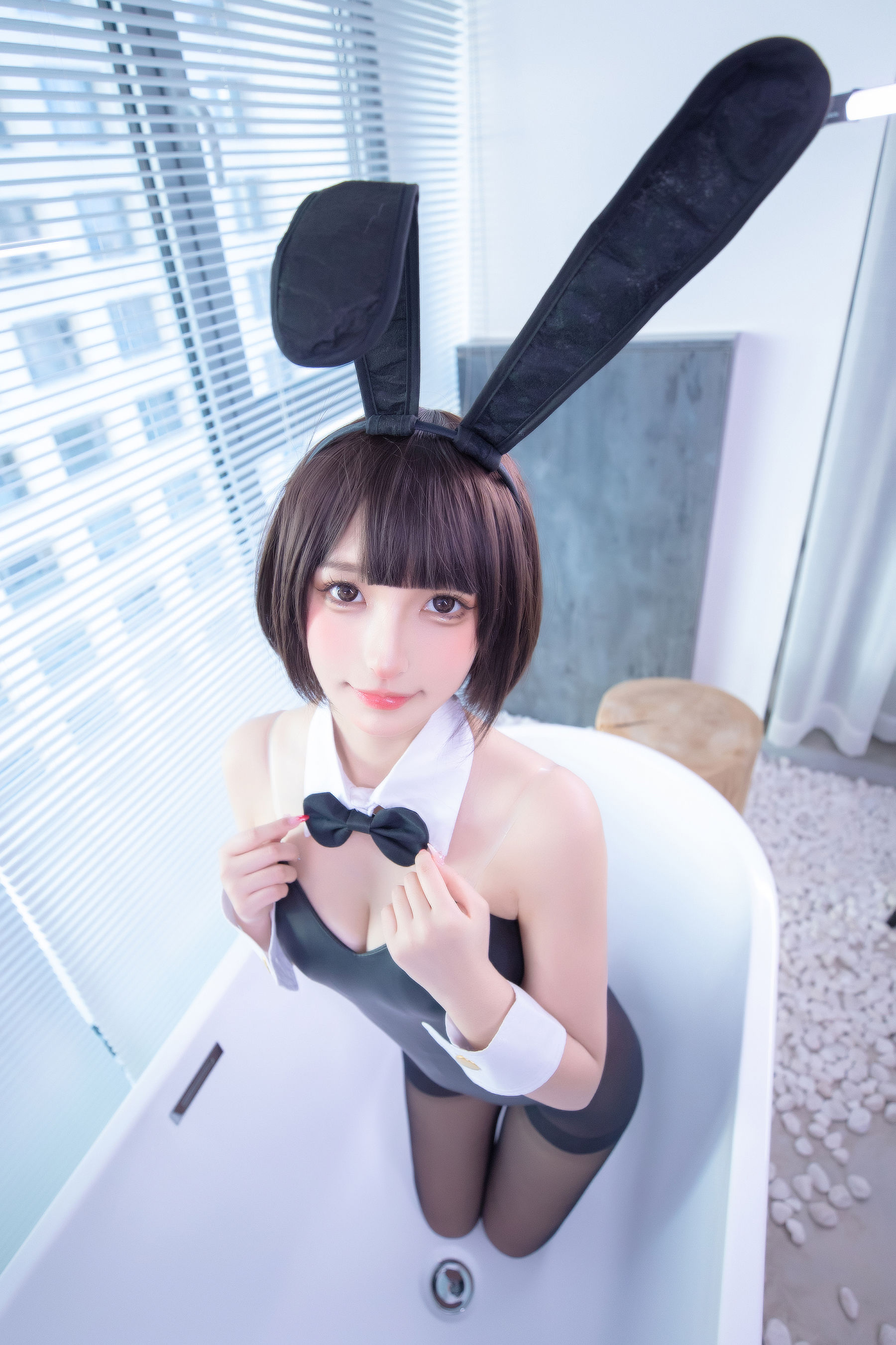 [网红COSER写真] 萝莉神楽板真冬之バニーバブル