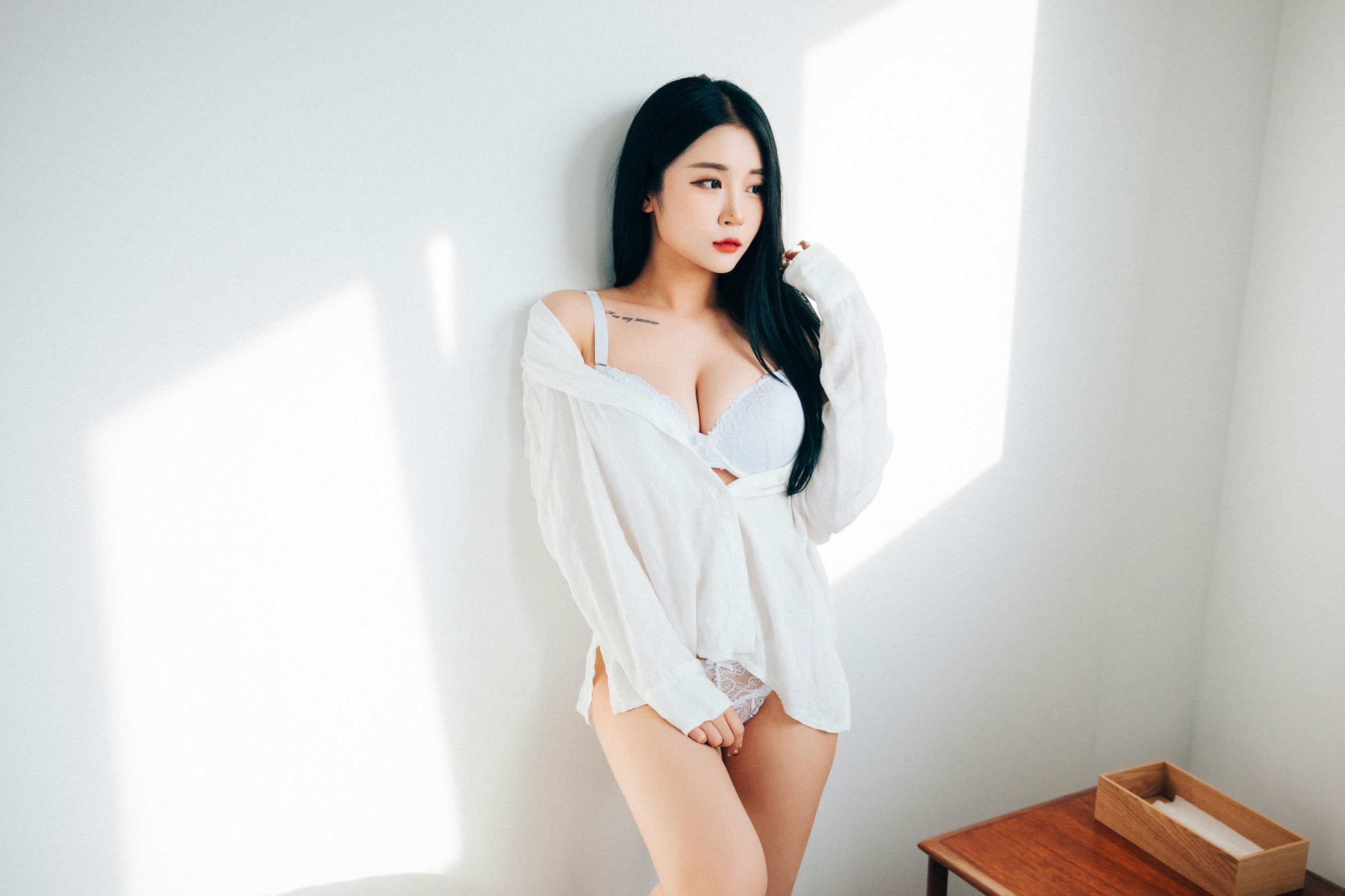 [Loozy]  Bomi - The undress