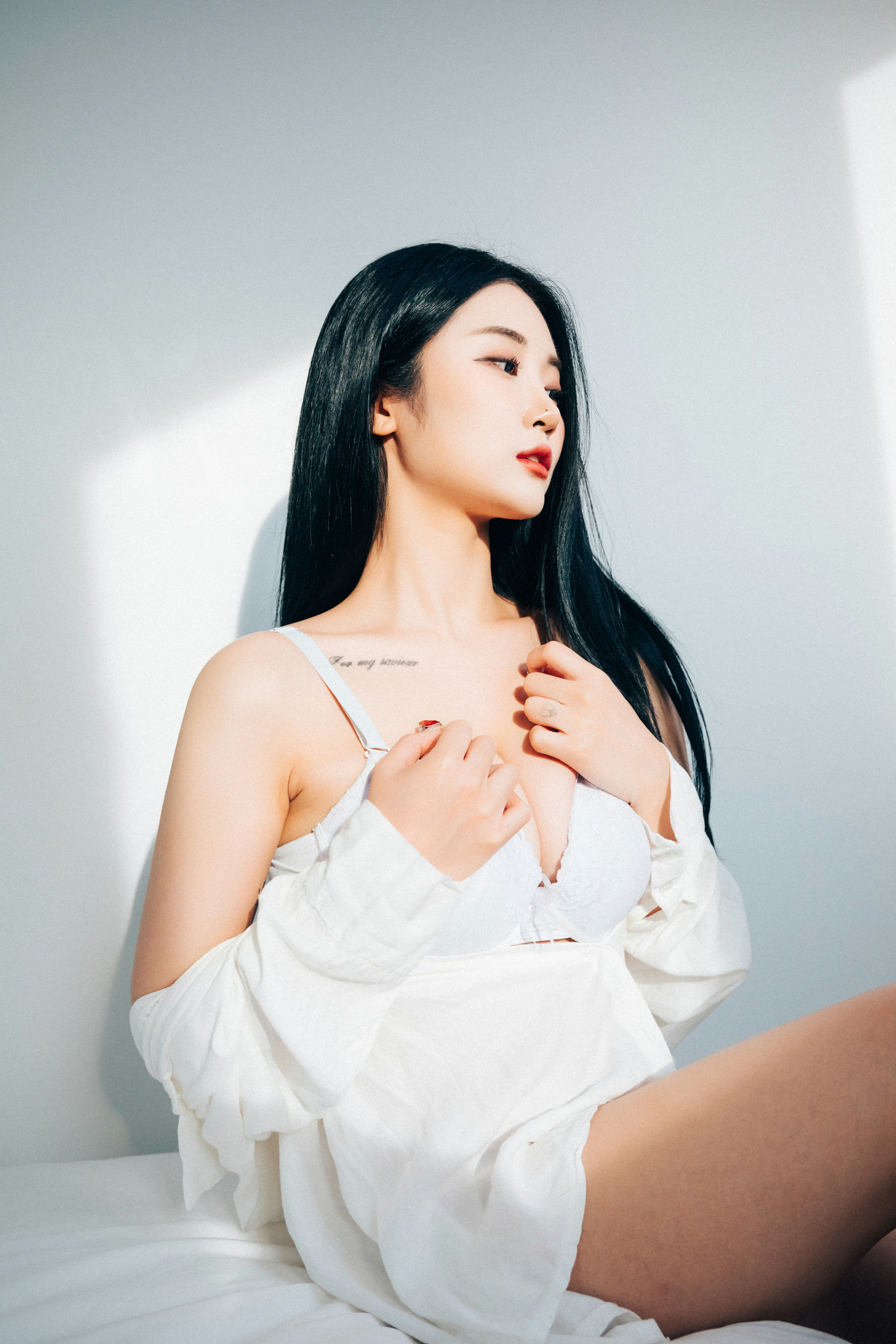 [Loozy]  Bomi - The undress