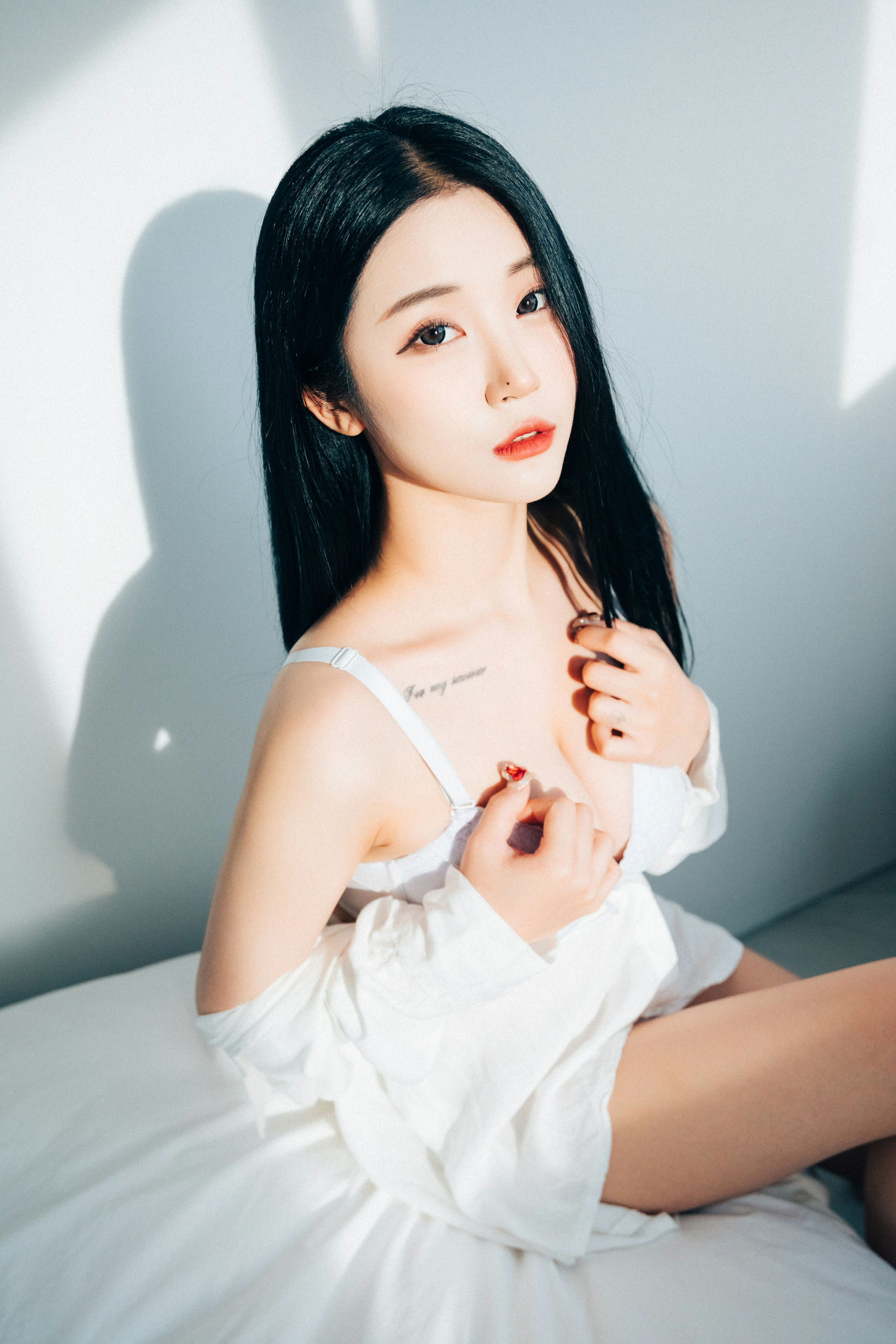 [Loozy]  Bomi - The undress