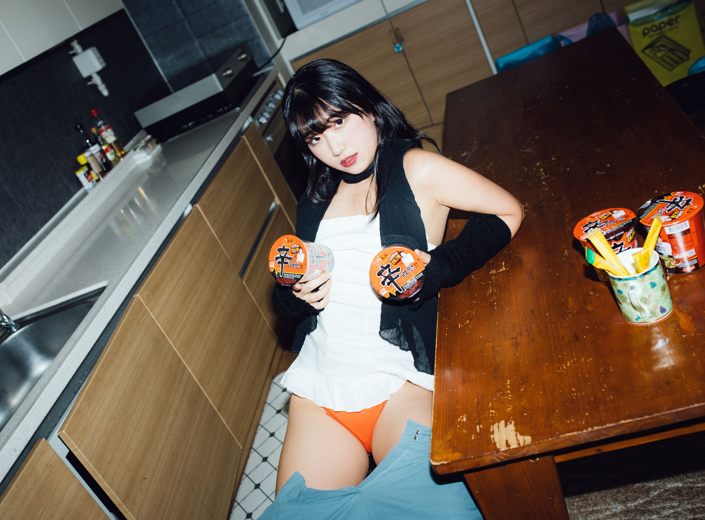 [Moon Night Snap] -  Ji Eun Lim《Weirdness》