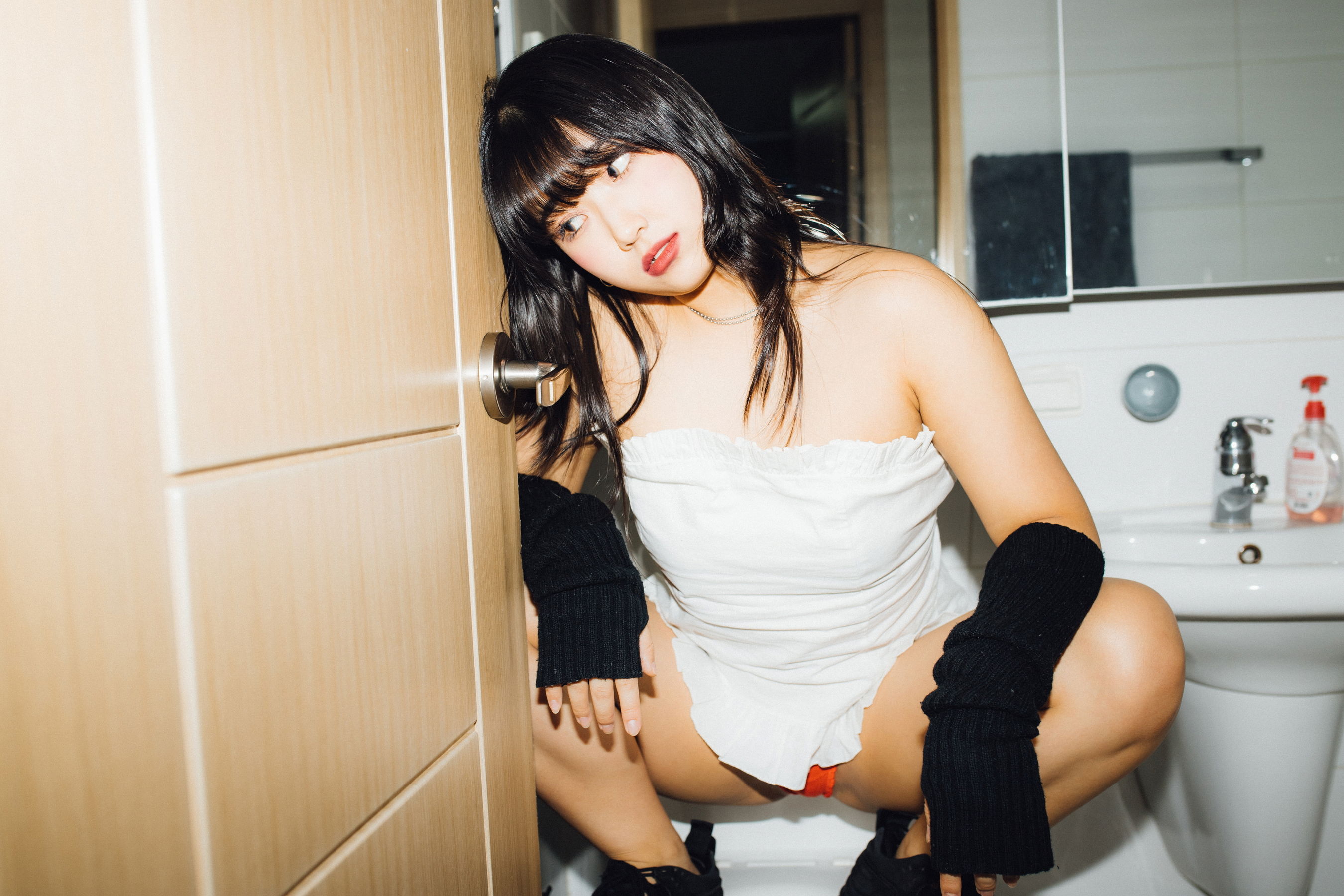 [Moon Night Snap] -  Ji Eun Lim《Weirdness》