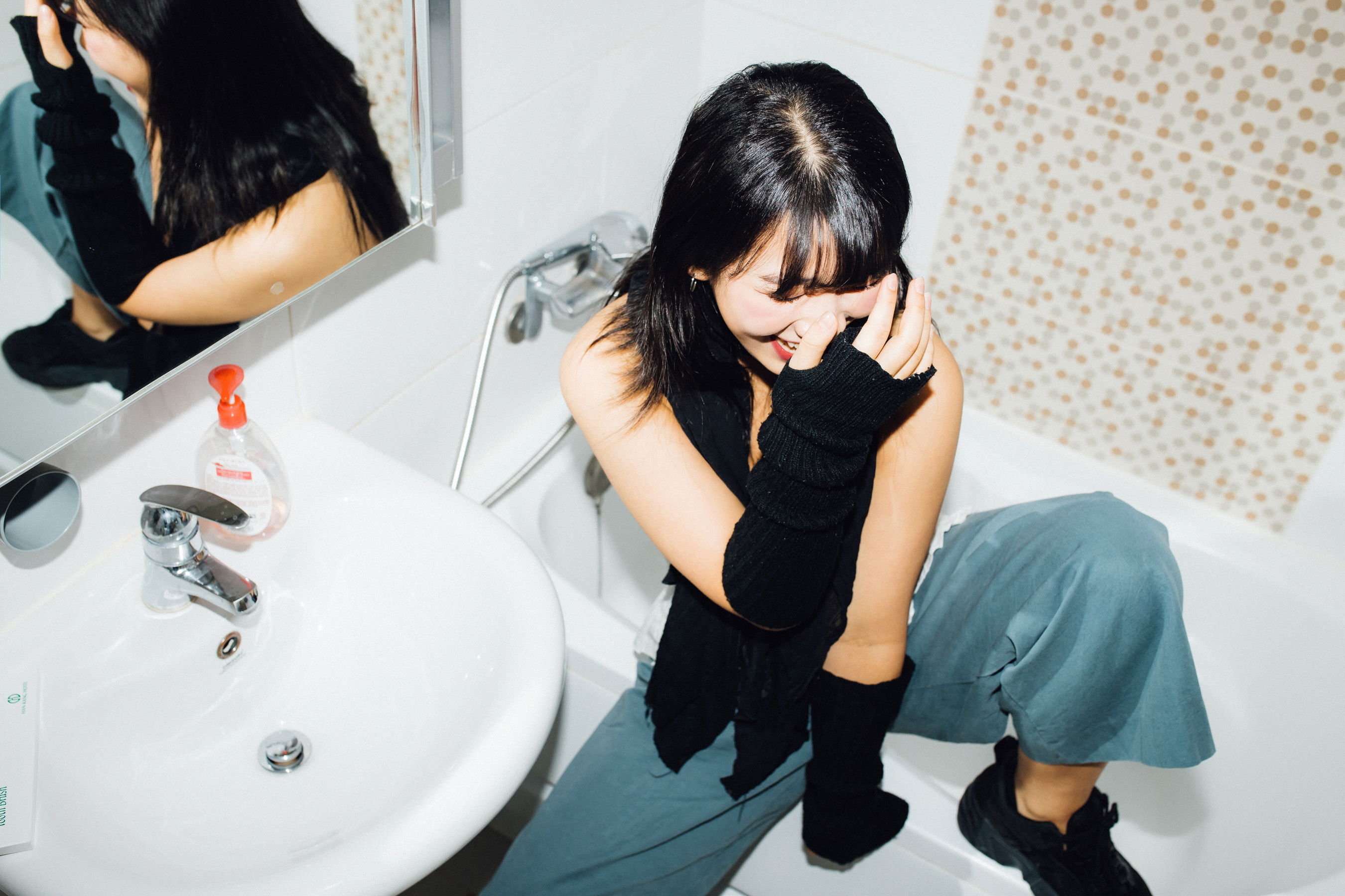 [Moon Night Snap] -  Ji Eun Lim《Weirdness》
