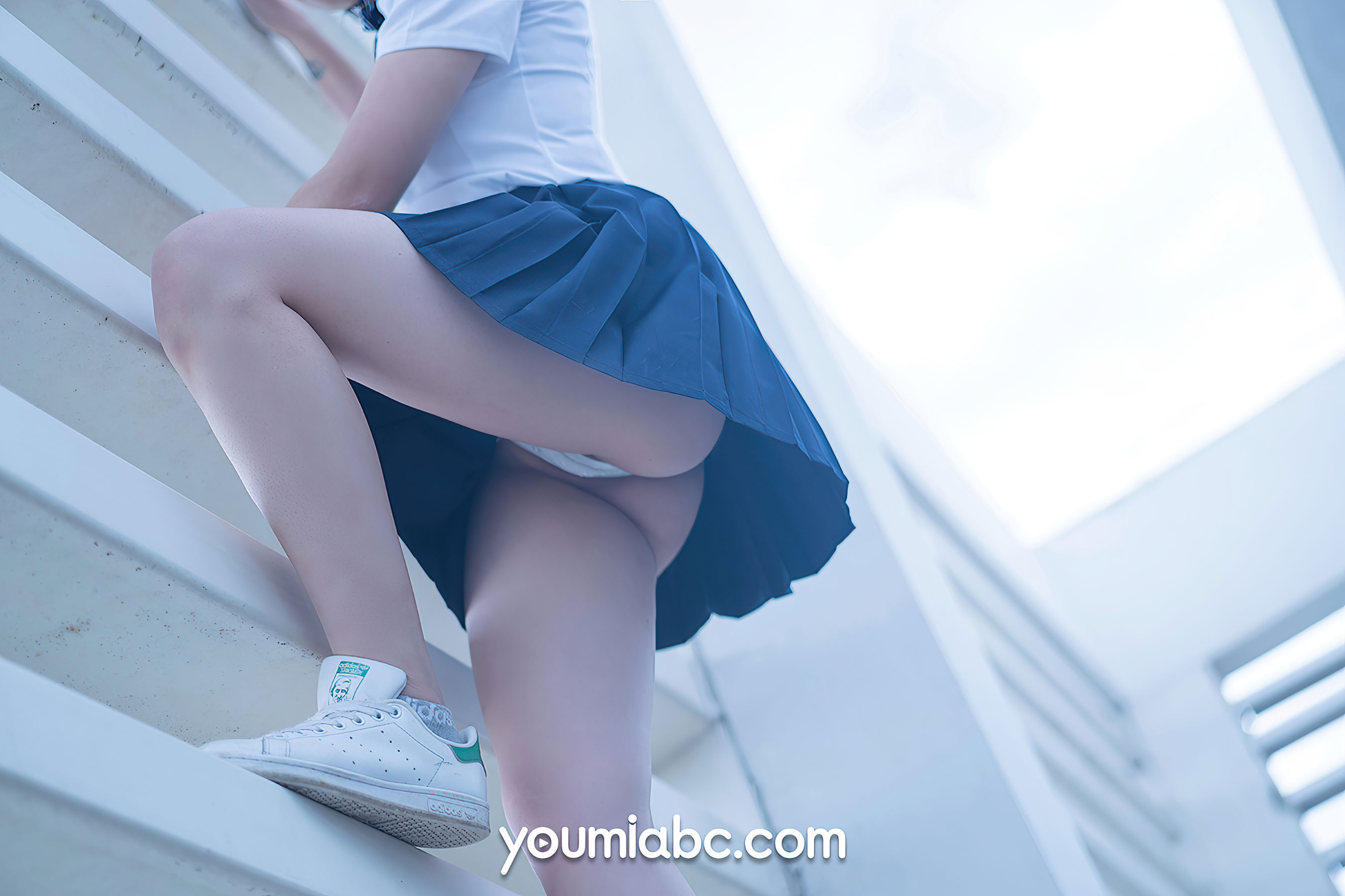 [尤蜜YouMiabc]  糖積-女摄影 蓝白物语