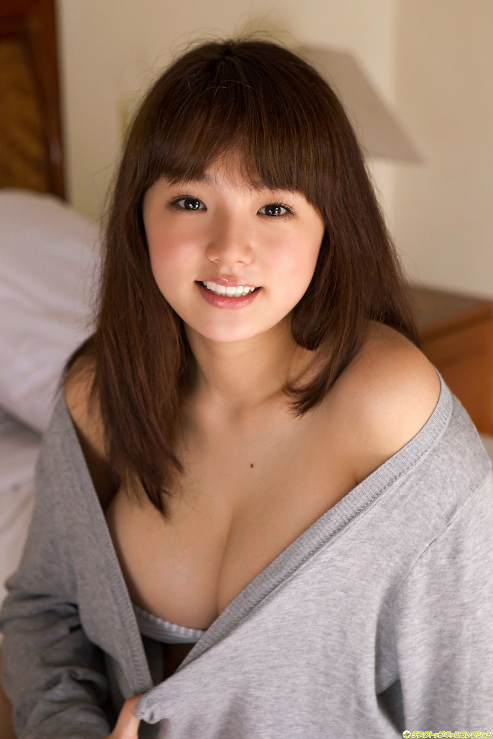 筱崎爱/篠崎愛《元祖ロリ巨乳登場でムッチリ爆乳が揺れる！》 [DGC] NO.1047